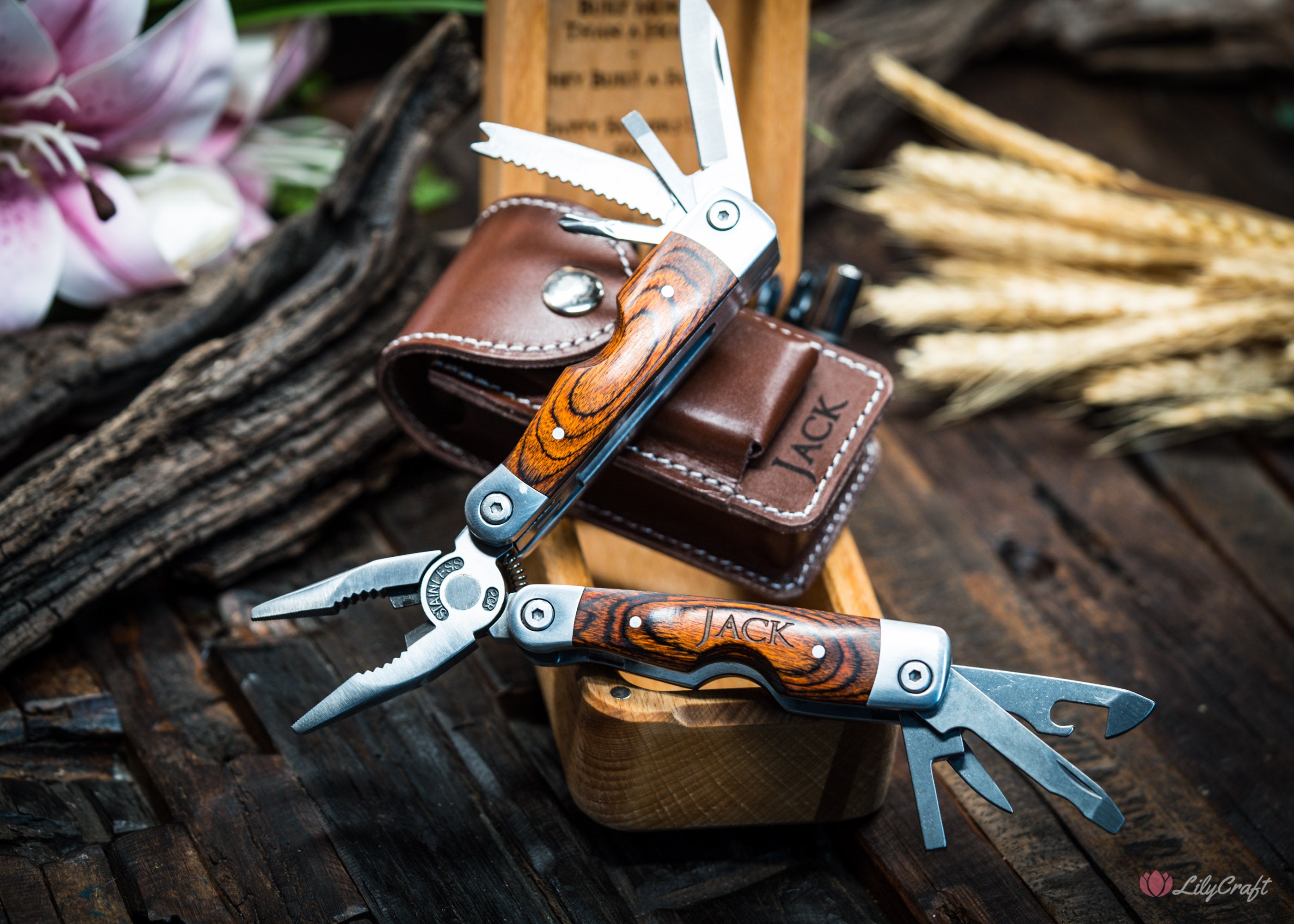 14-in-1 Multi Tool Pliers with Case – Gift Set for Husband, Dad or Mate