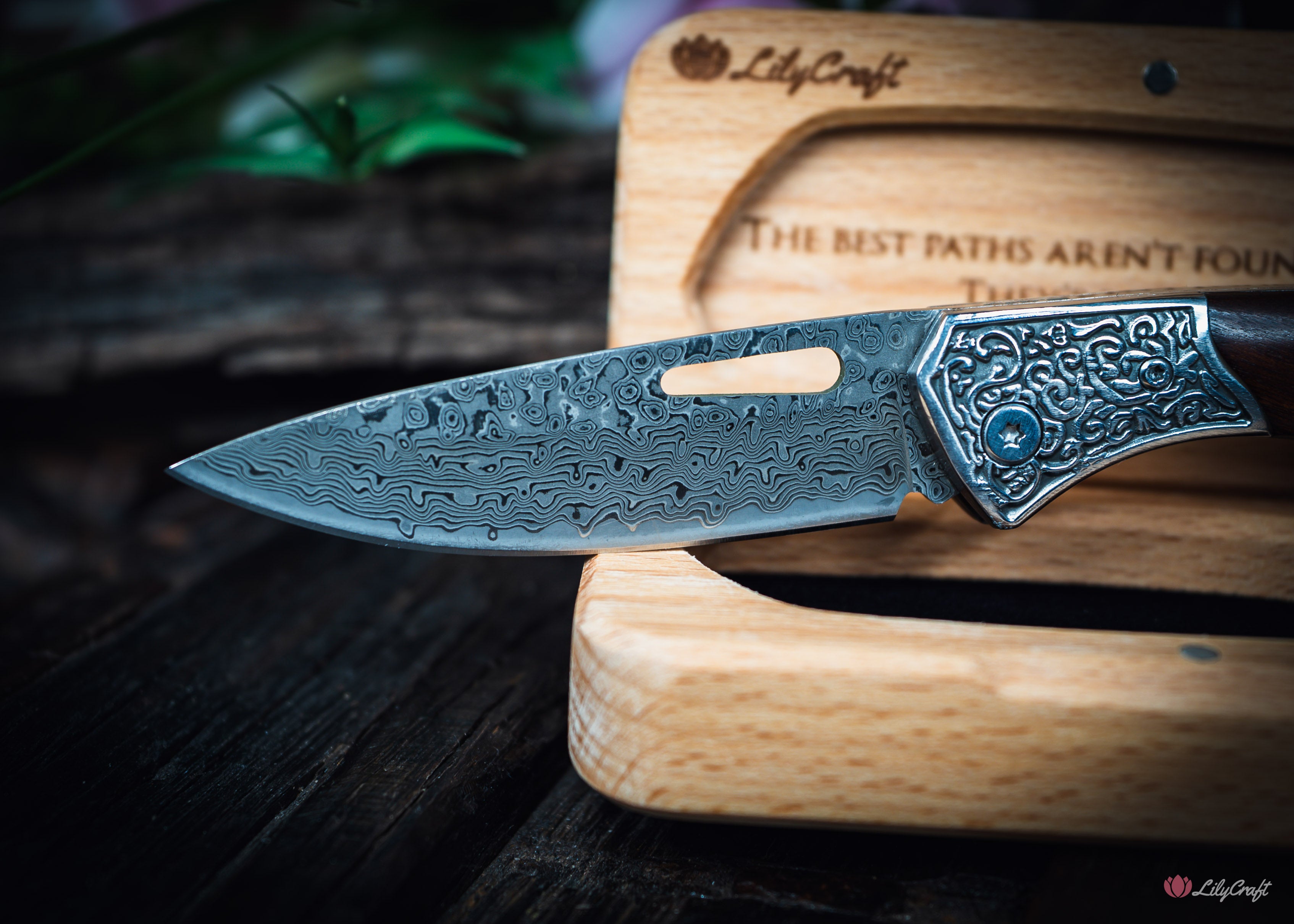 Handcrafted Damascus pocket knife with wooden box