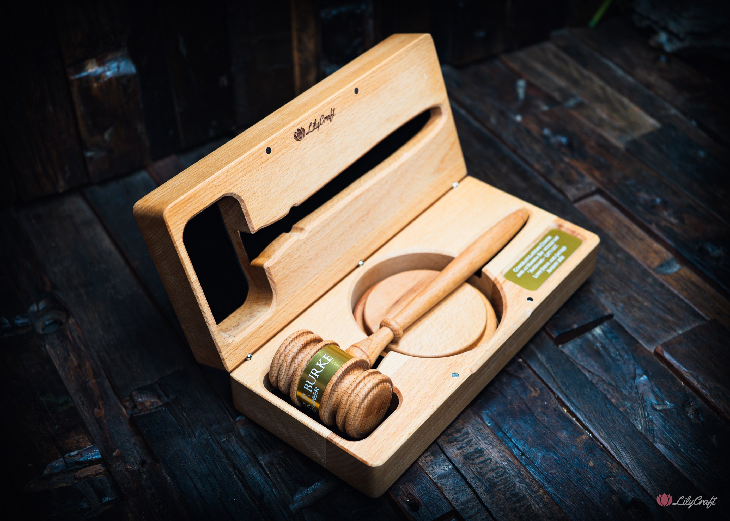 custom made auctioneer gavels australia