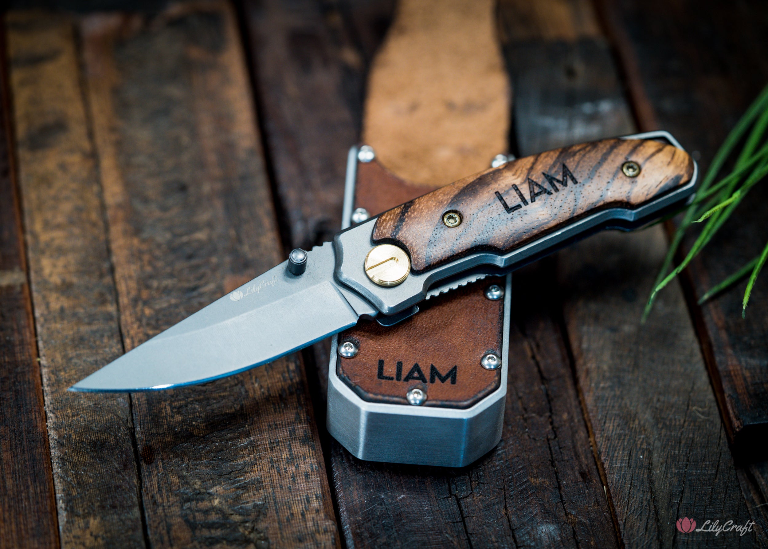 one of a kind pocket knife