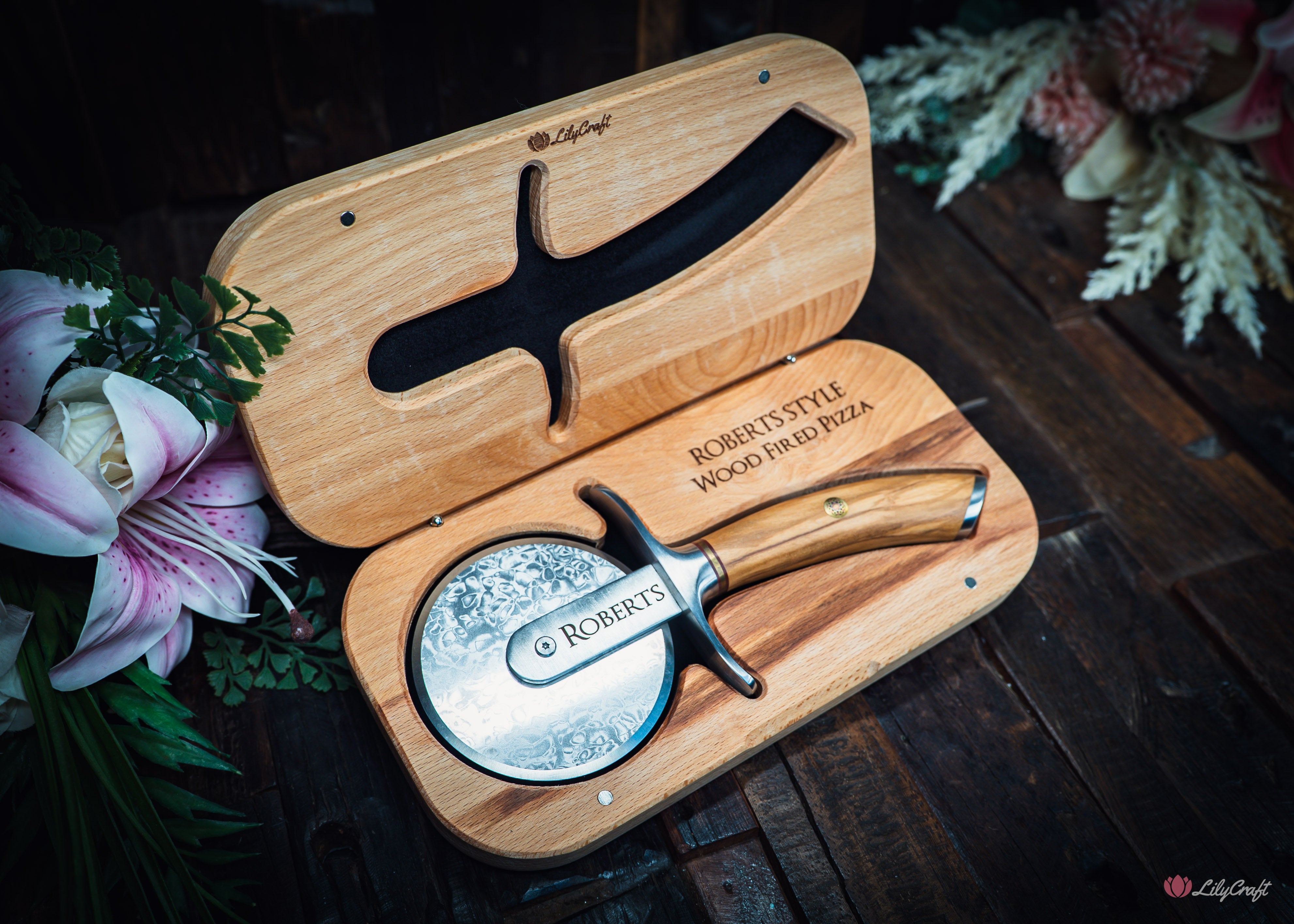 Personalised Damascus Steel Pizza Cutter