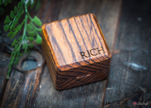 Personalised Guitar Pick with Engraved Wooden Gift Box – Gift for Guitar Players