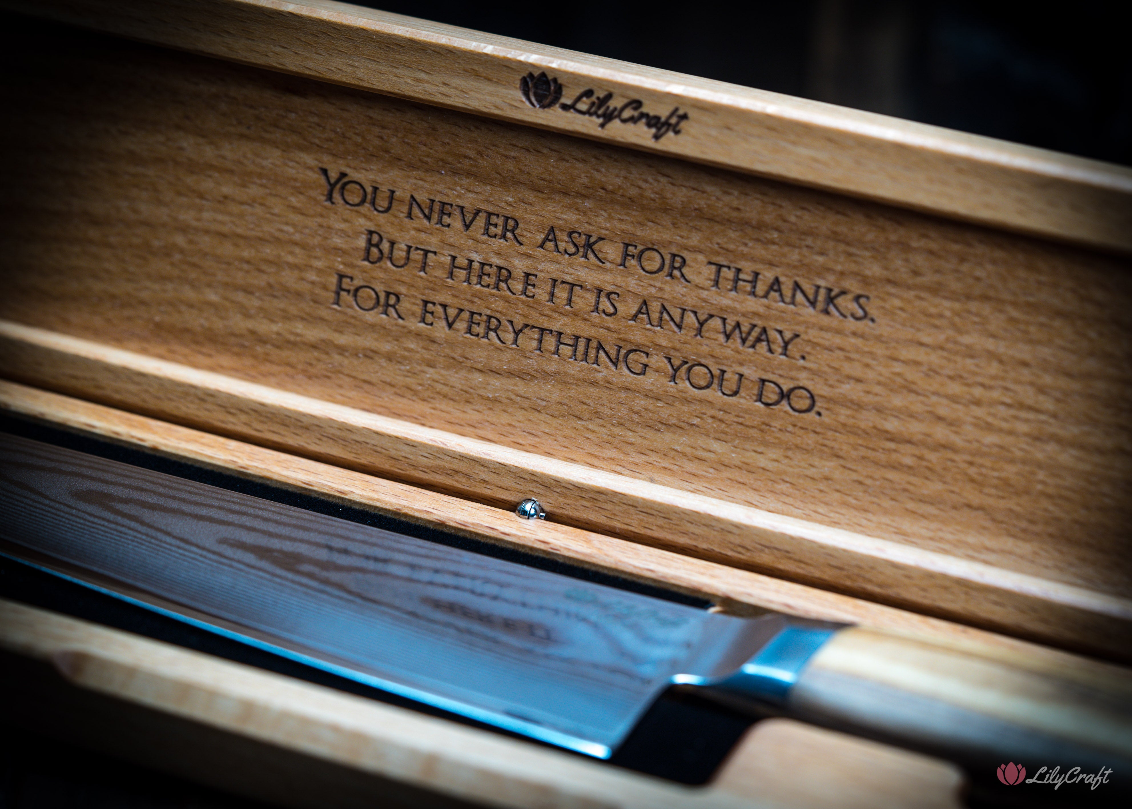 Gift knife for food lovers and home chefs