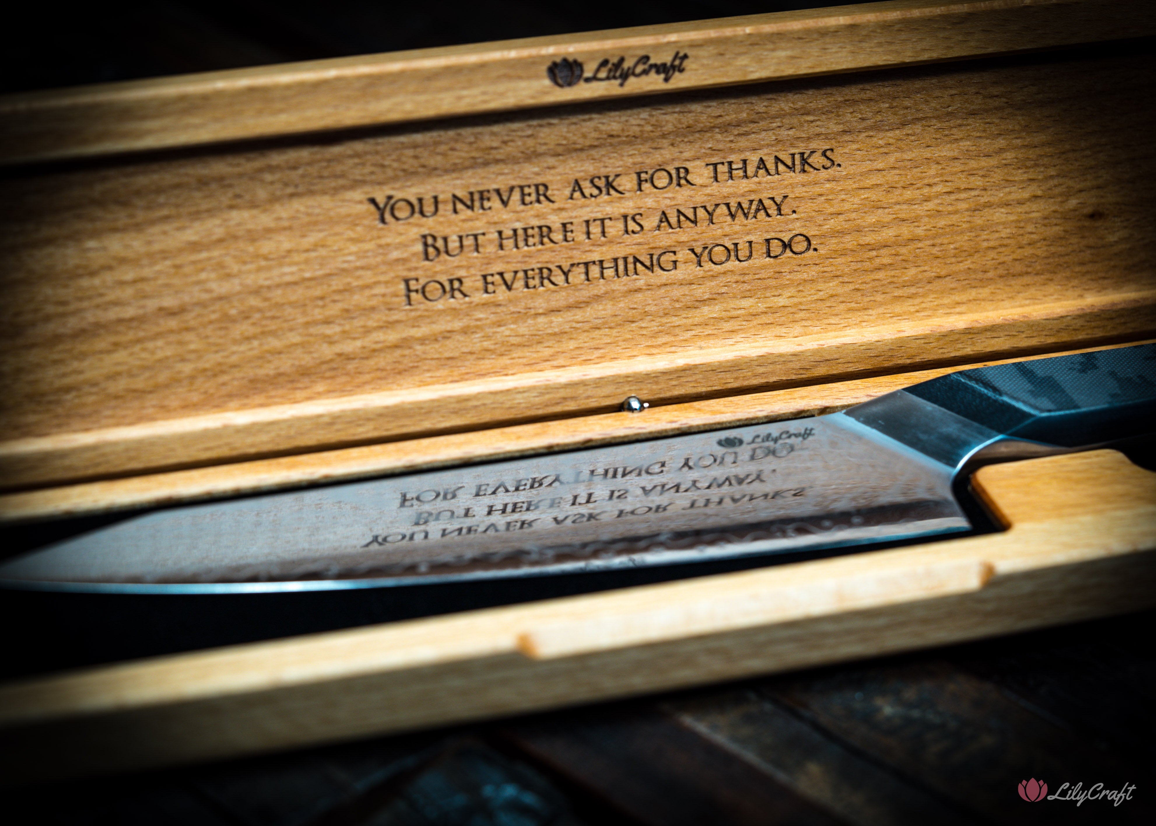 Elegant kitchen knife with personalised gift box