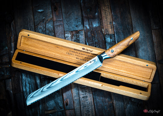 Personalised bread knife in engraved wooden gift box