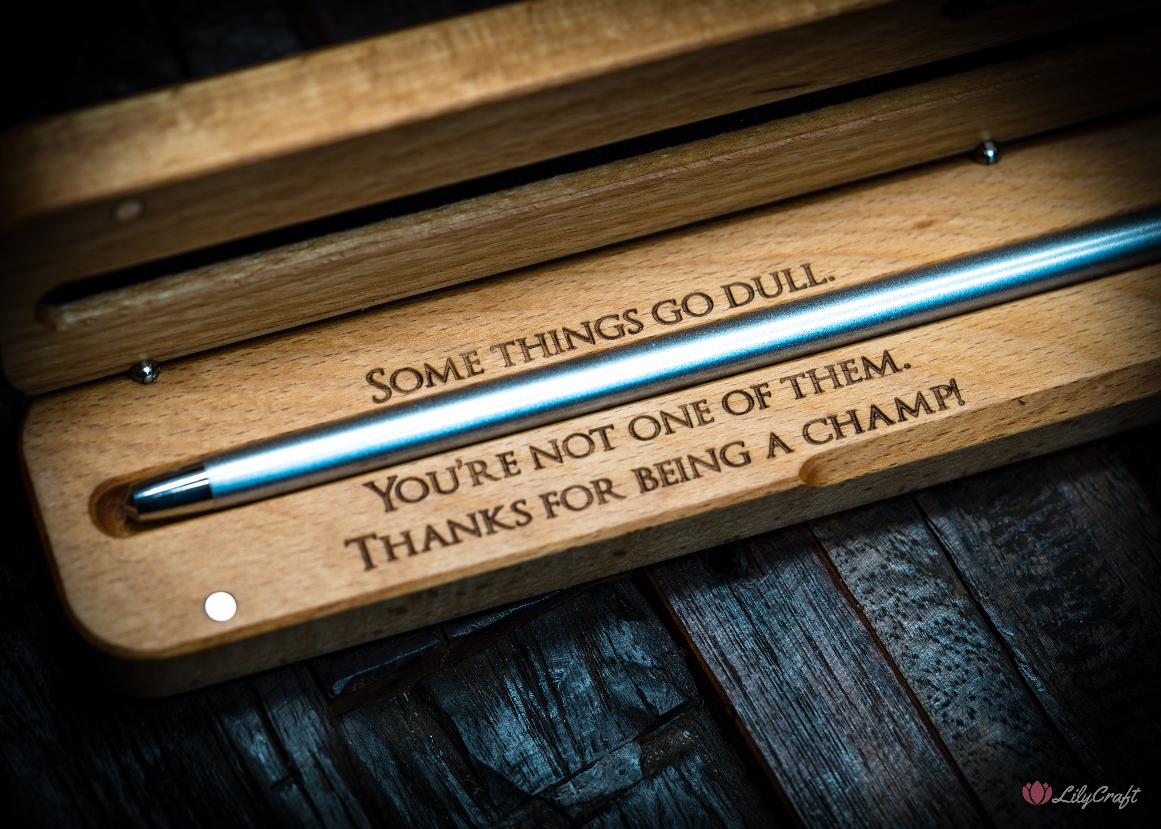 Knife honing tool with wooden grip and diamond coating