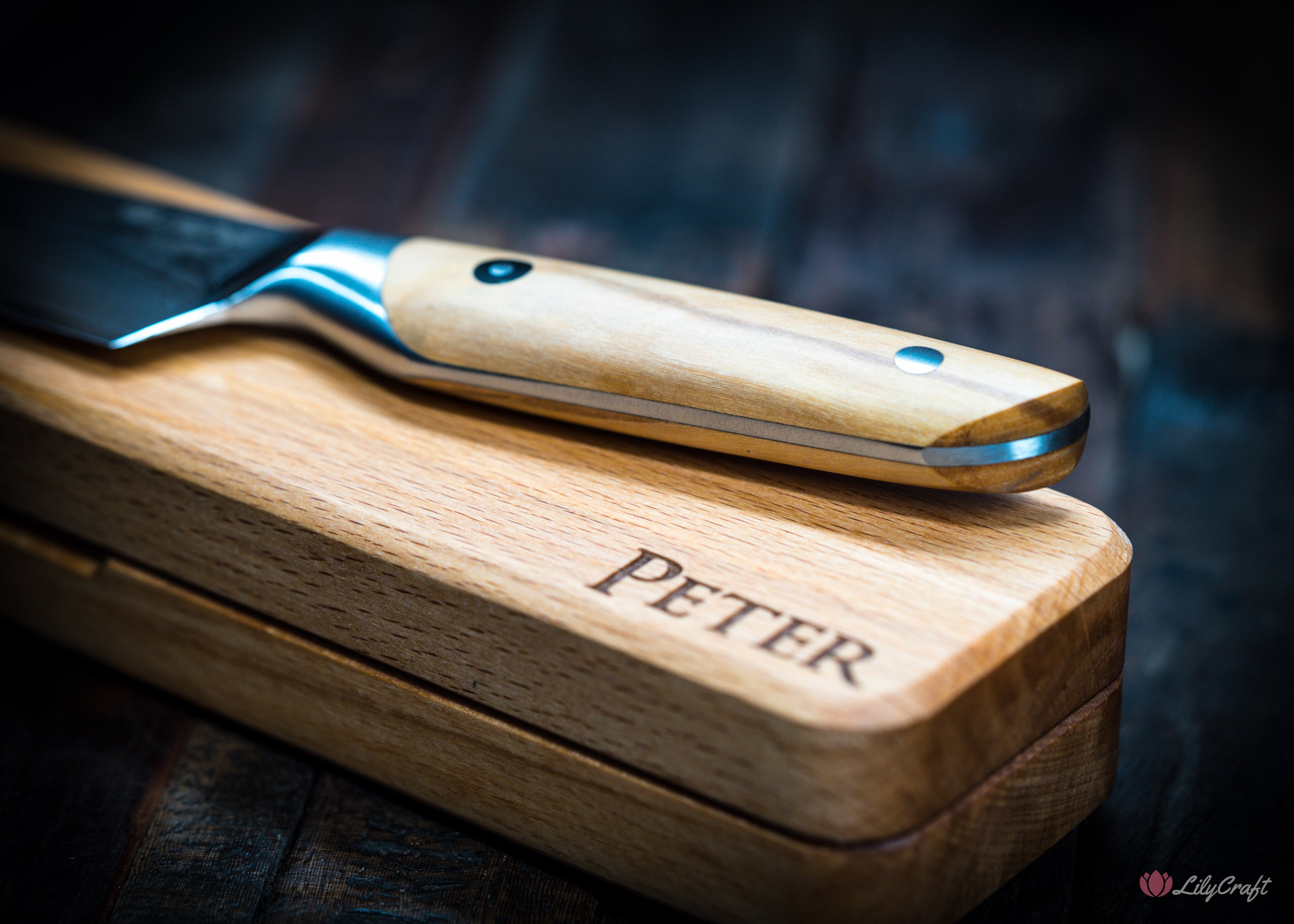 Olive wood handled utility knife in gift box