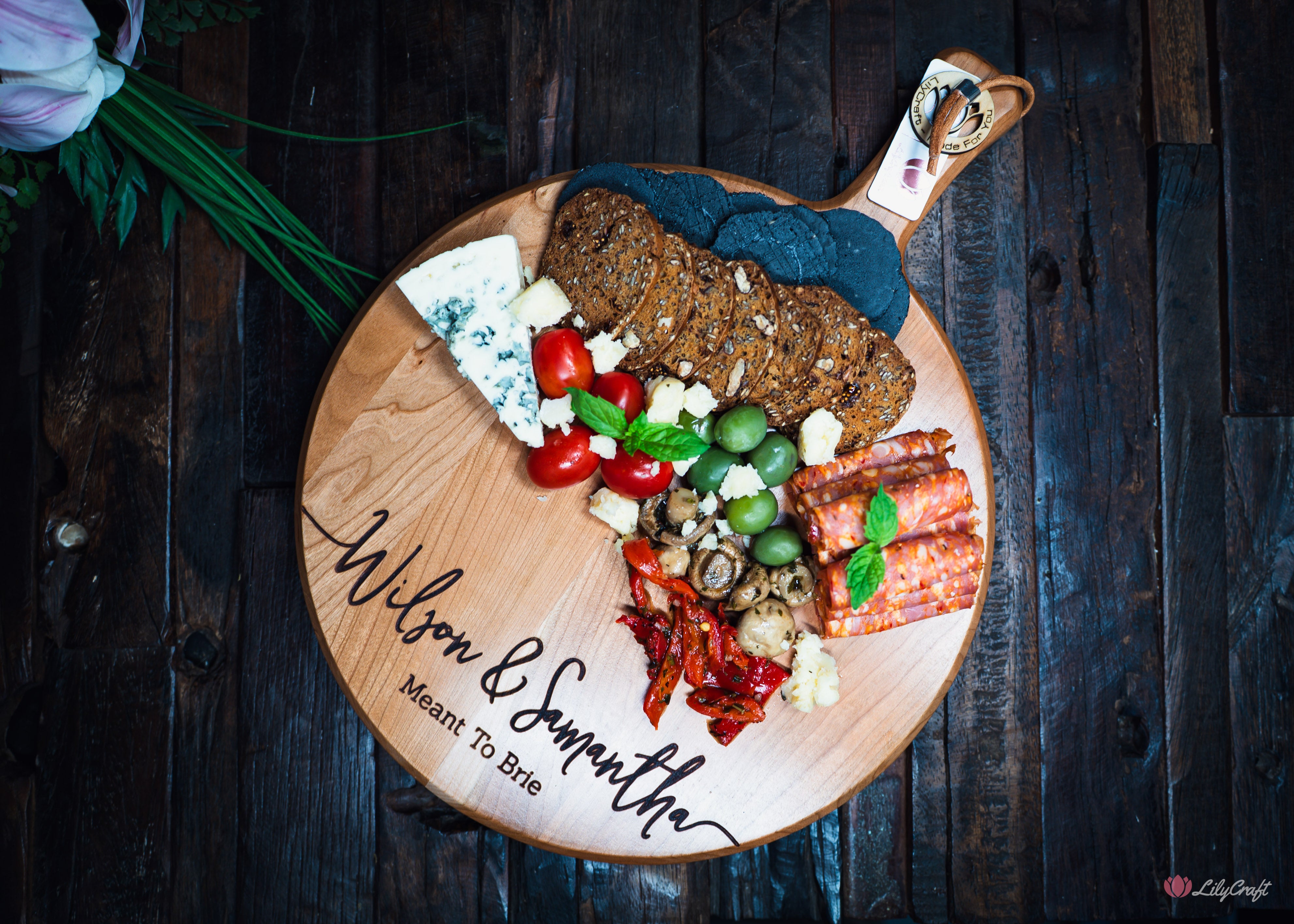 custom wooden cutting boards