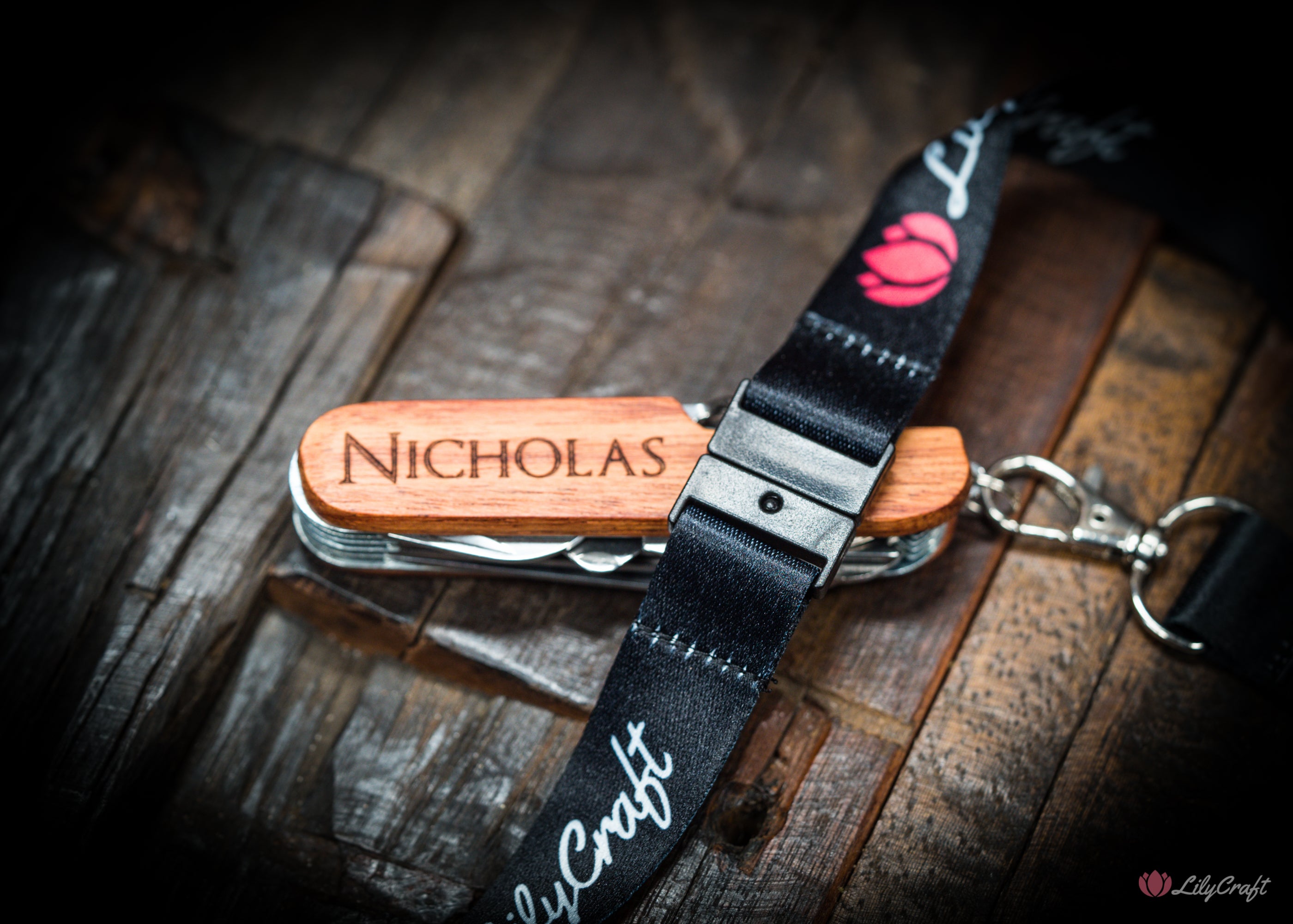 kids knife with neck strap and safety release