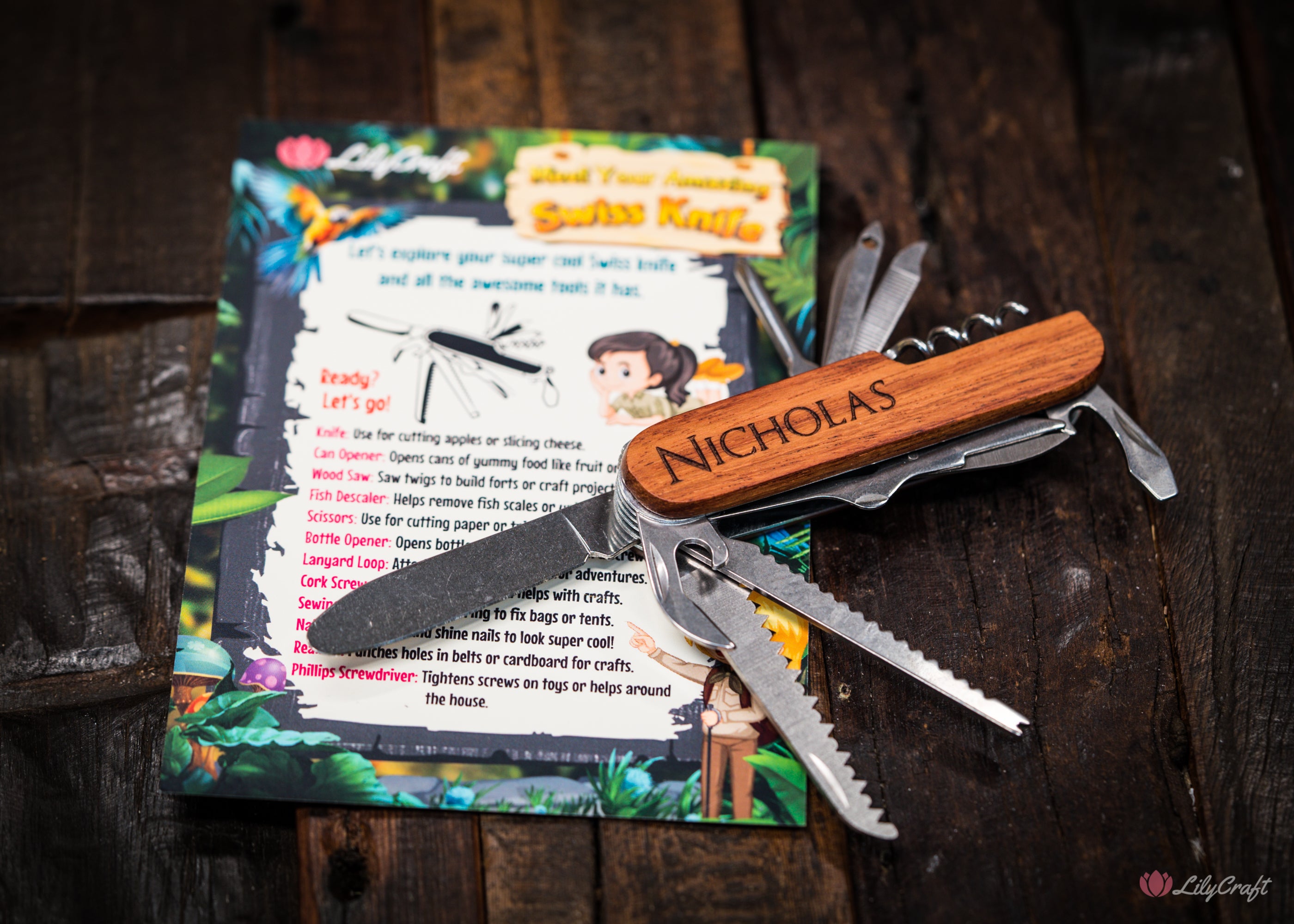 kids pocket knife with safety instructions