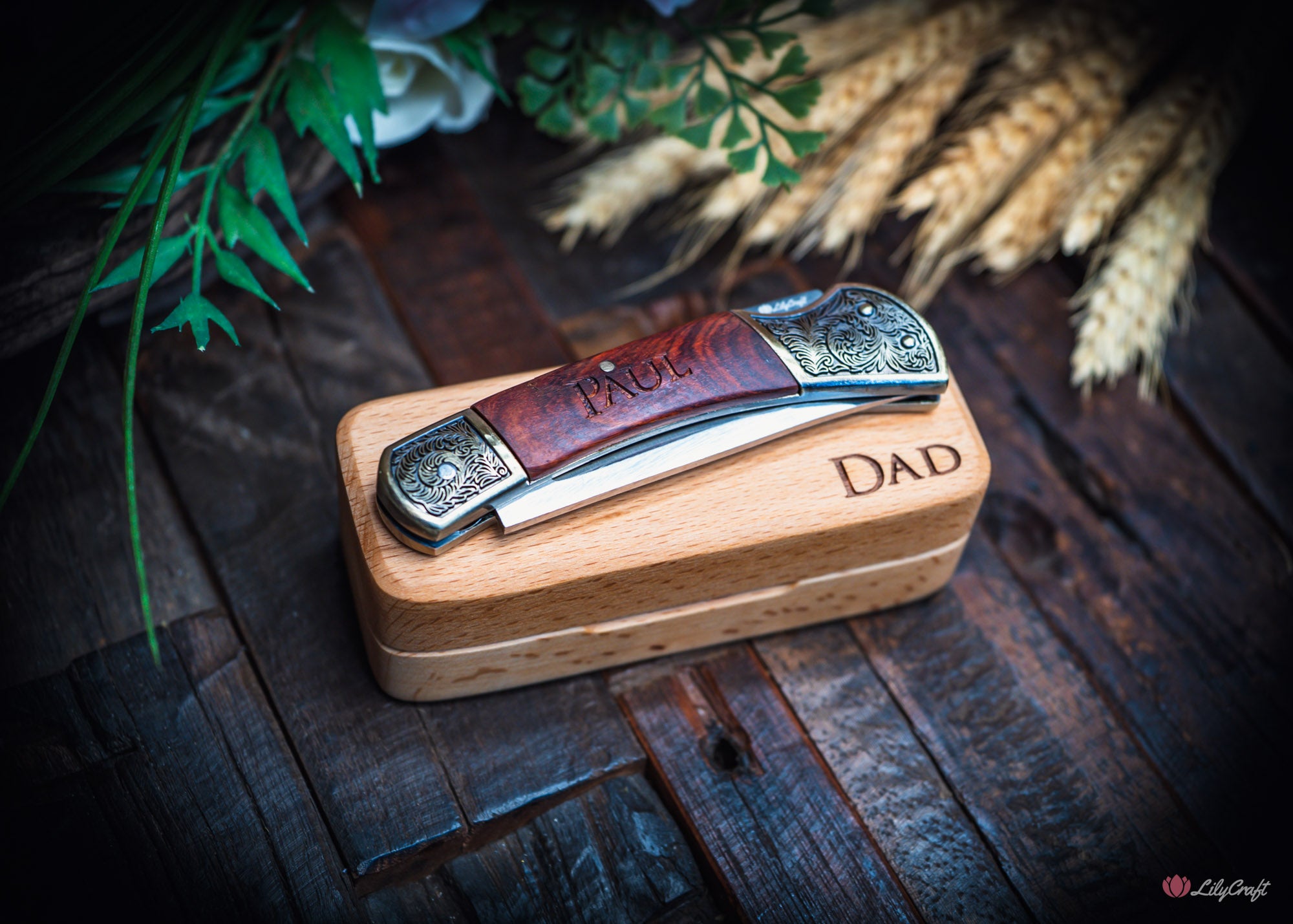 personalised gentlemans pocket knife with engraving