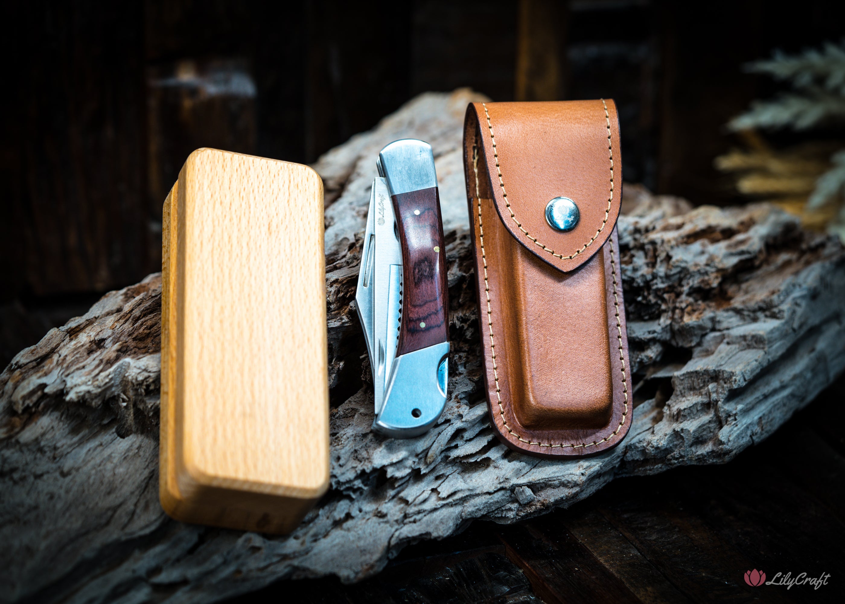 personalised fishing pocket knife with giftbox and pouch