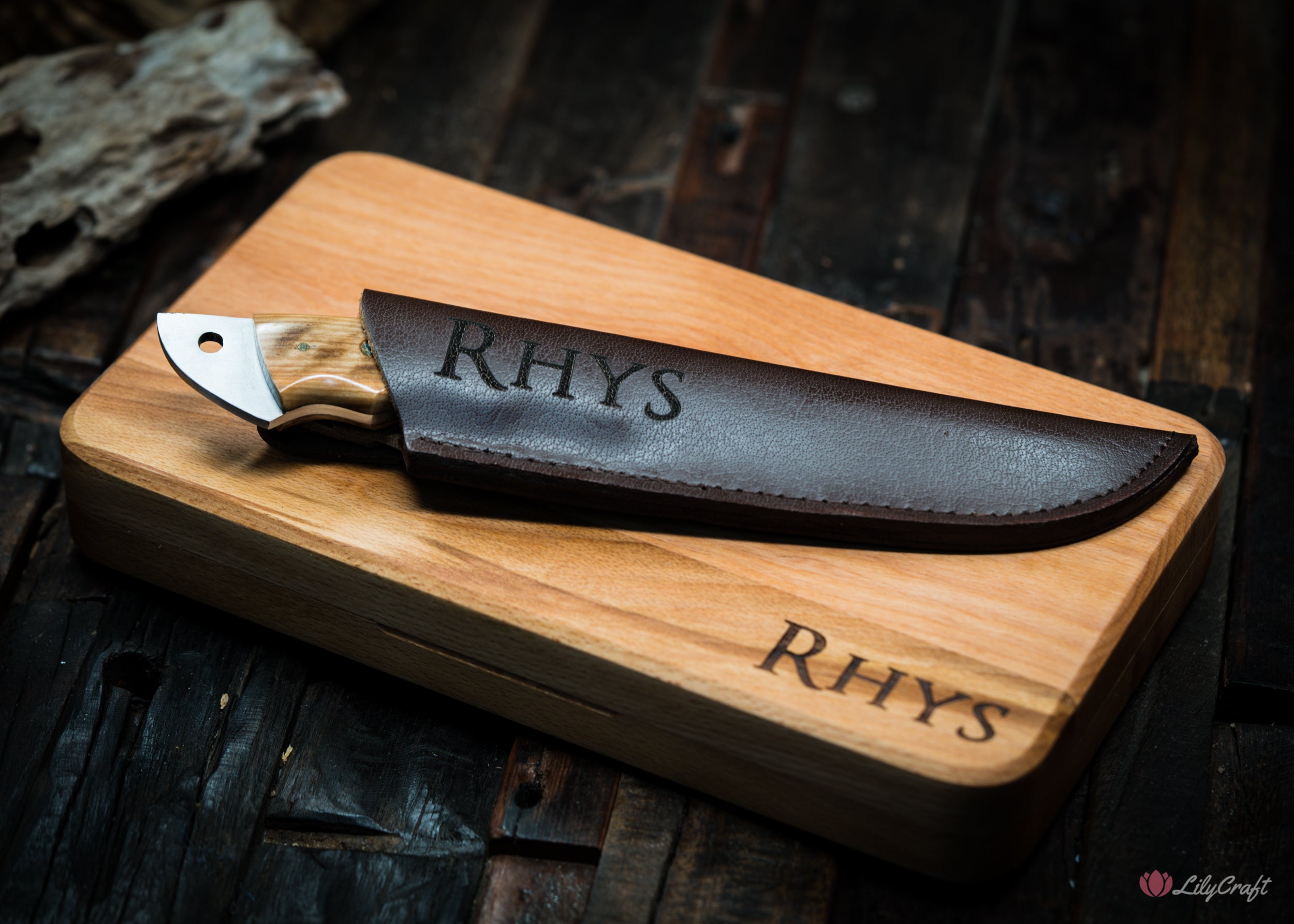 personalised survival knife