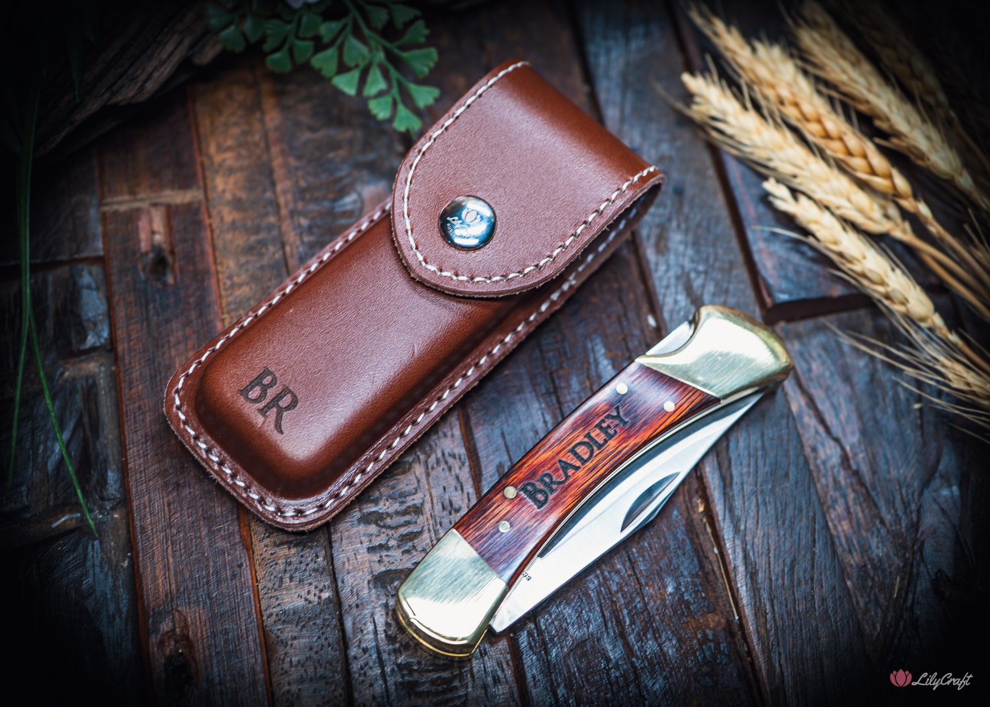 classic folding pocket knife with pouch australia