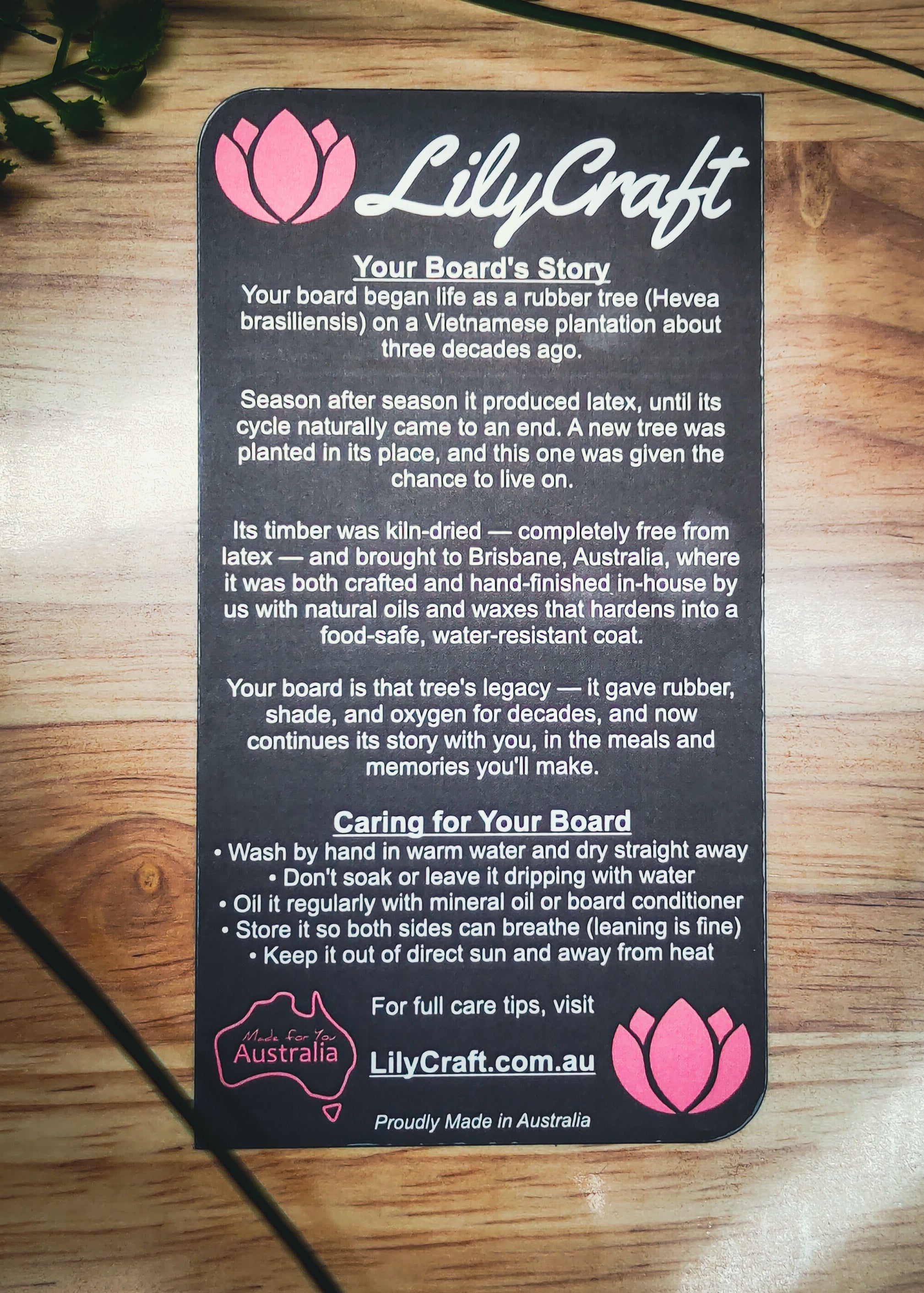 Large Personalised Carving Board with Juice Groove – Custom Engraved Meat & BBQ Gift