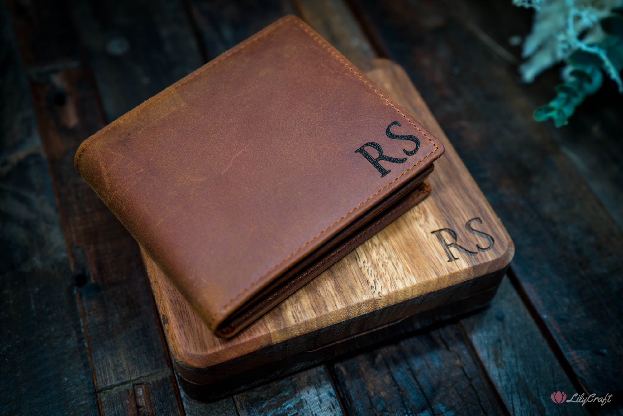 best personalised mens wallet with box