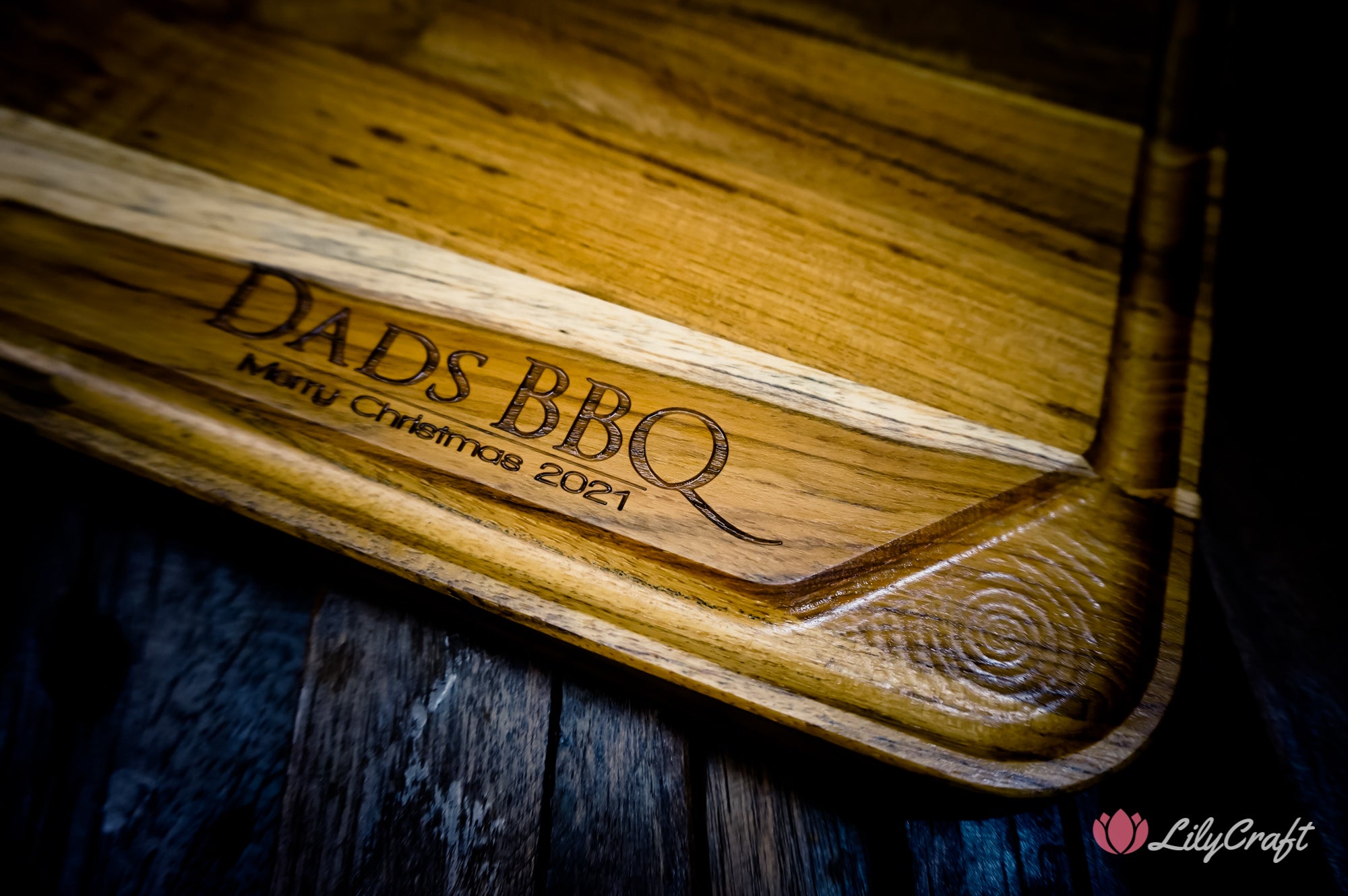 bbq cutting board with juice trough