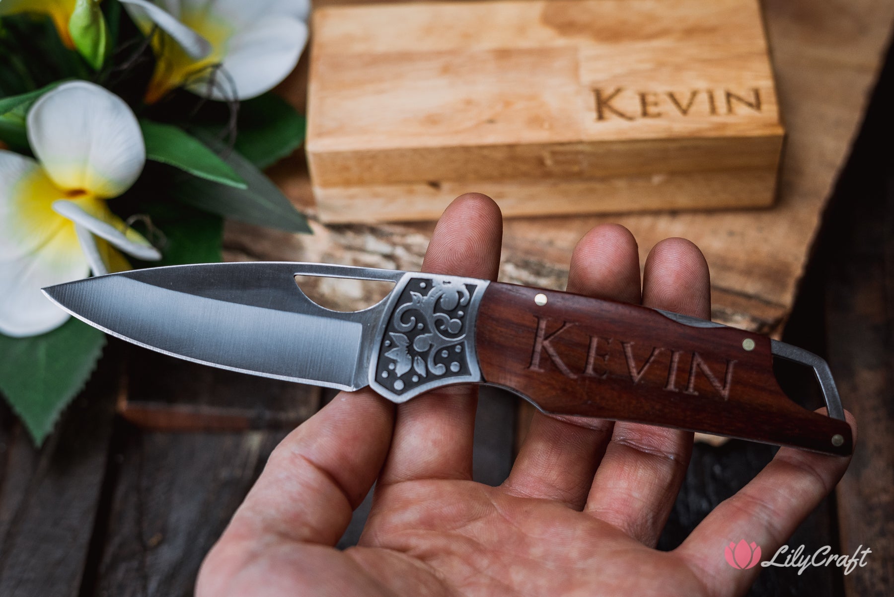 beautiful pocket knives