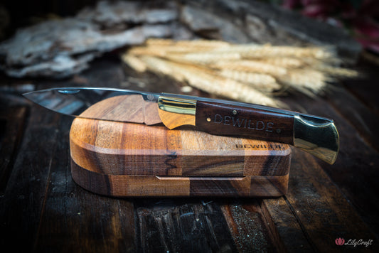 Classic Hunting Knife