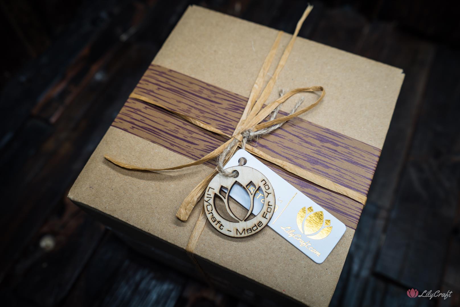 LilyCraft Wood Grain Gift Wrapping