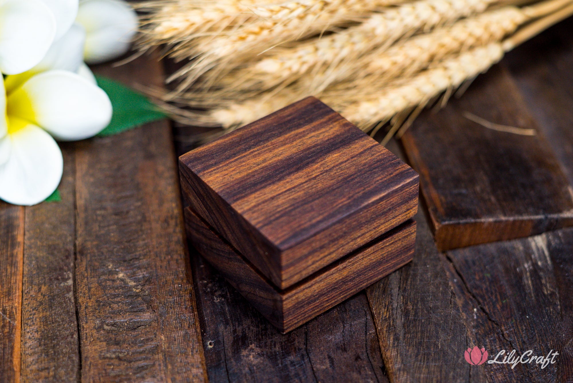 most unique ring boxes