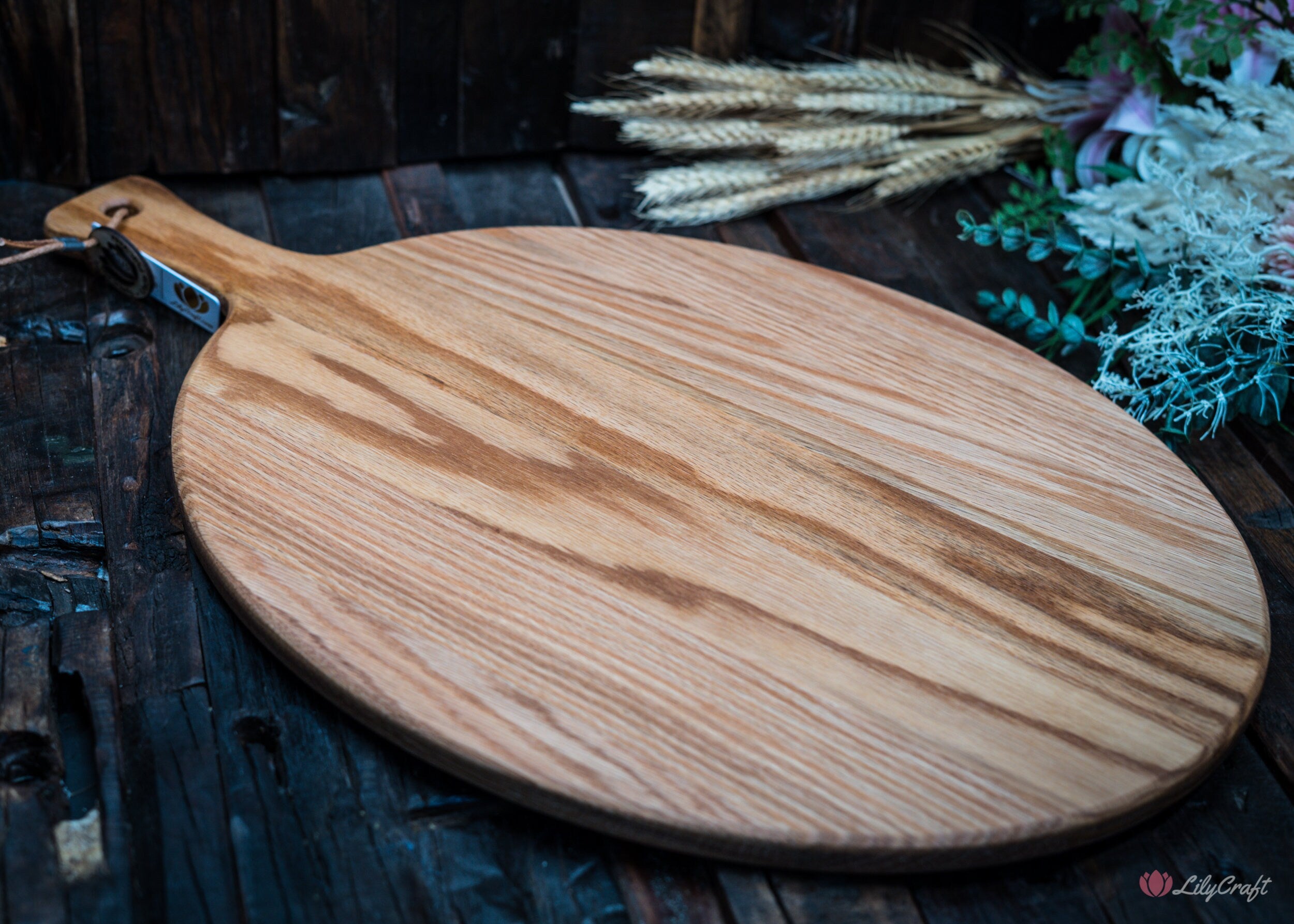oak wood cutting board
