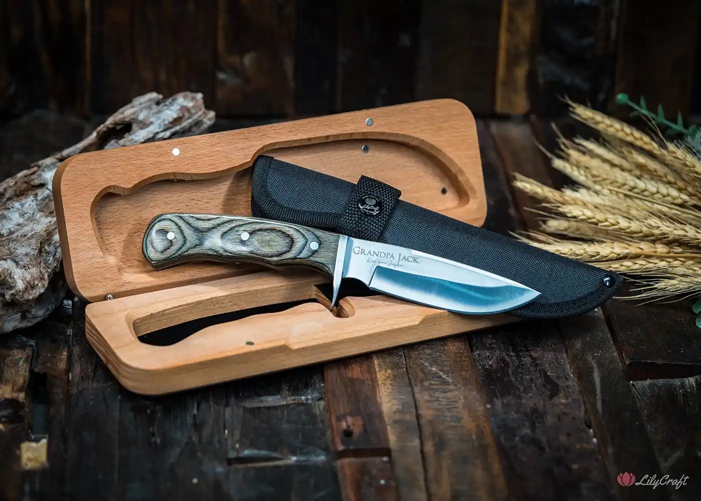 Hunting Knives and Pocket Knives Australia