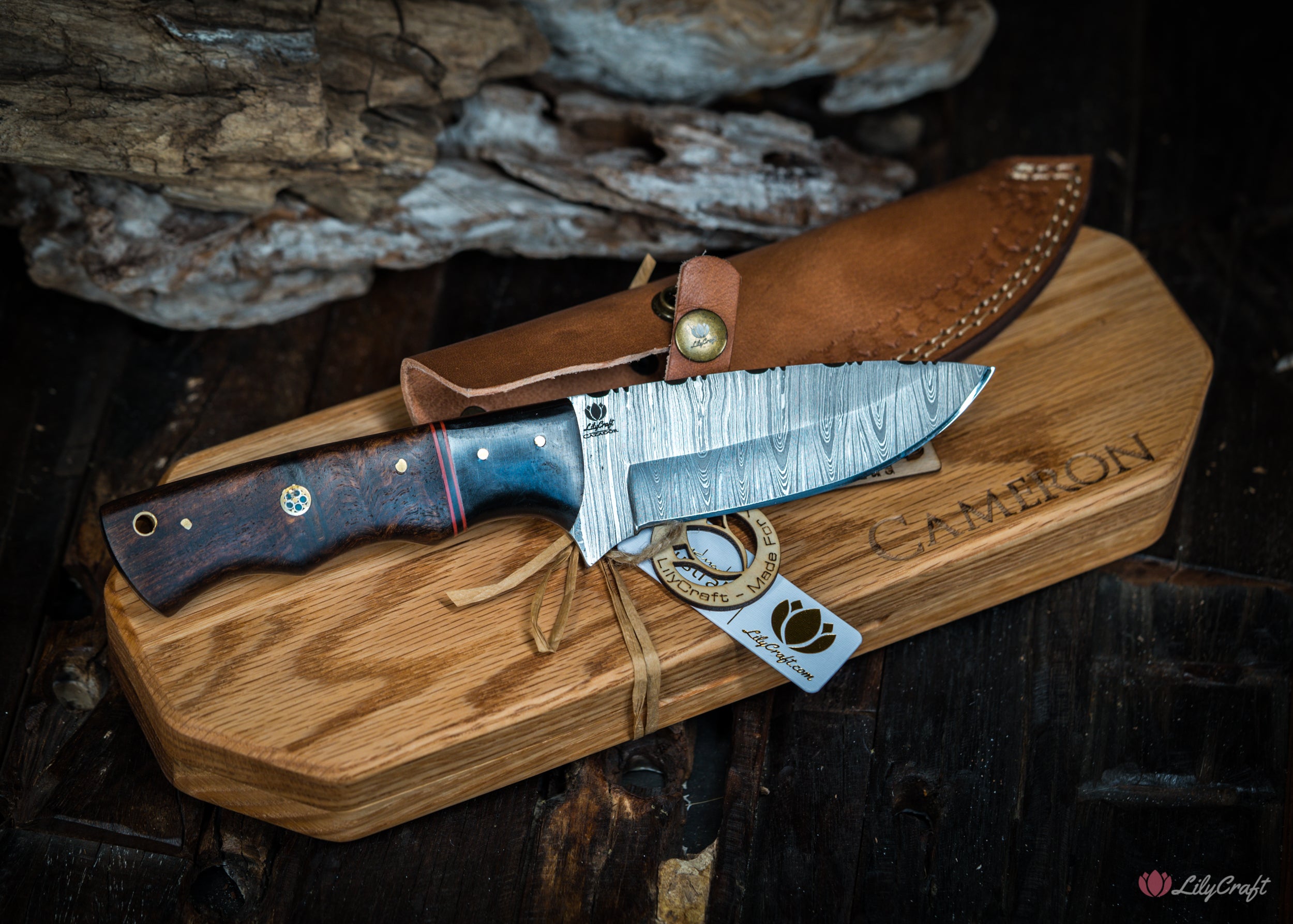 Handcrafted Personalized Damascus Steel Knife
