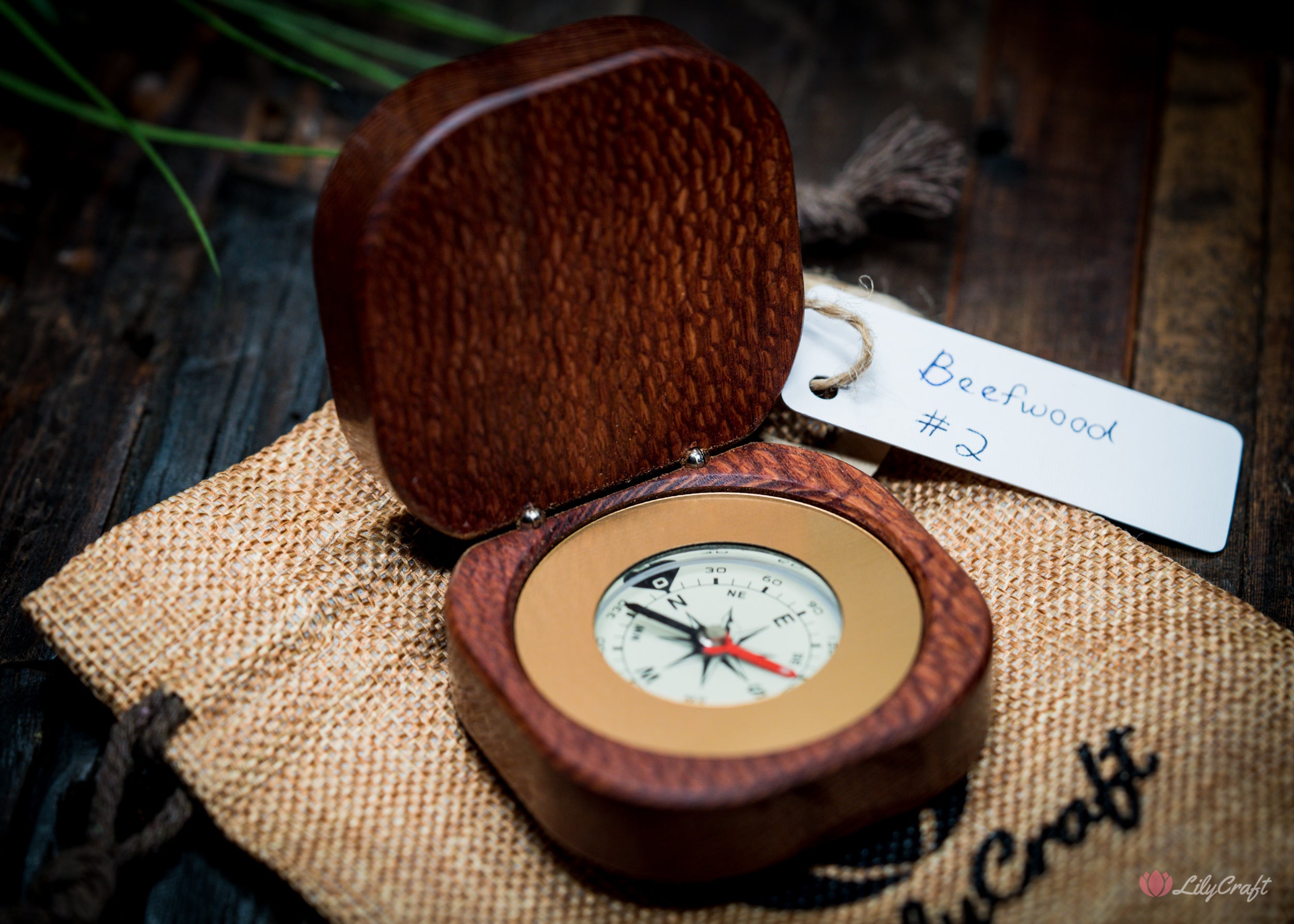 Personalized compass, the perfect retirement memento
