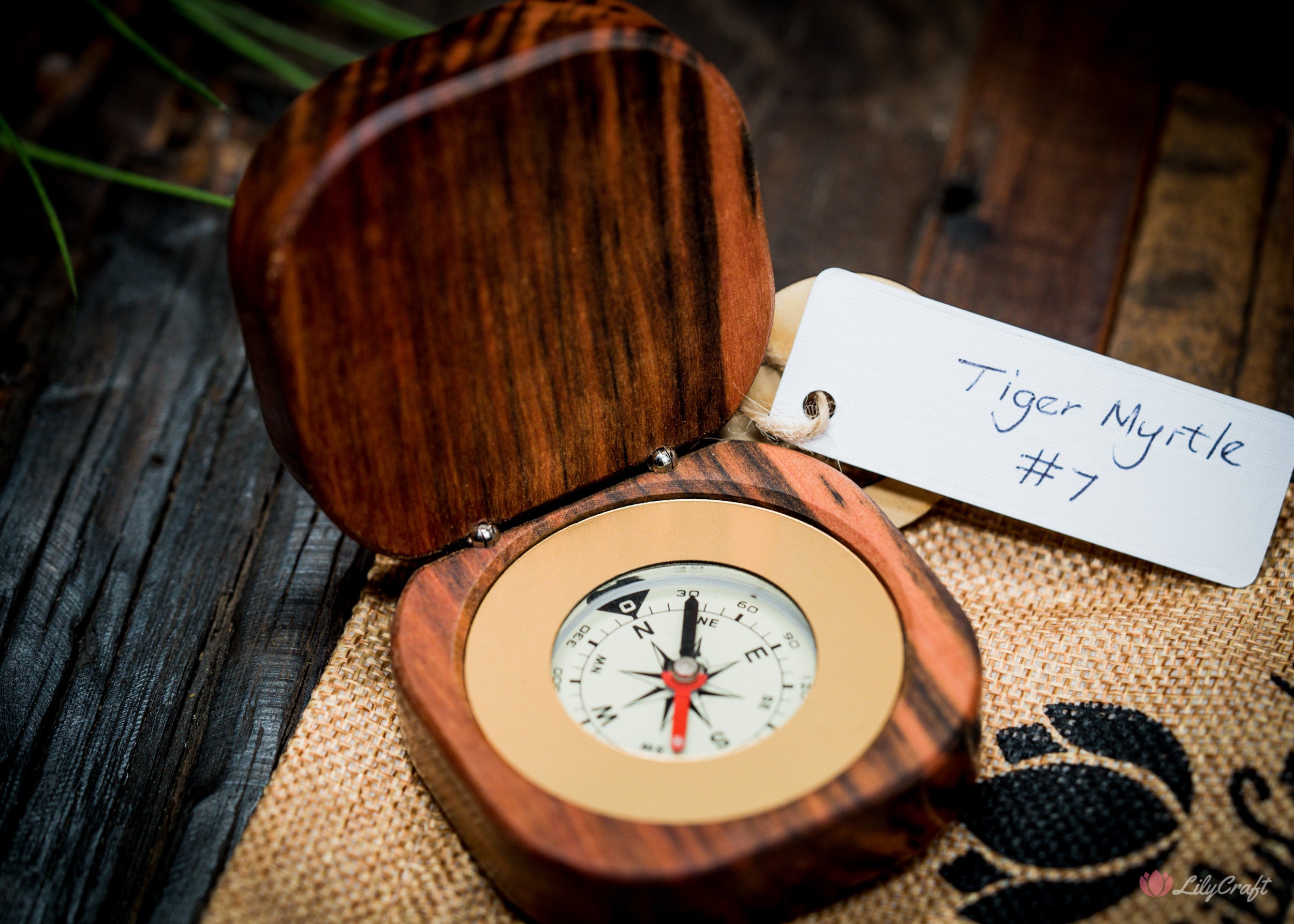 Compass gift set, a thoughtful gesture for retirement or graduation.