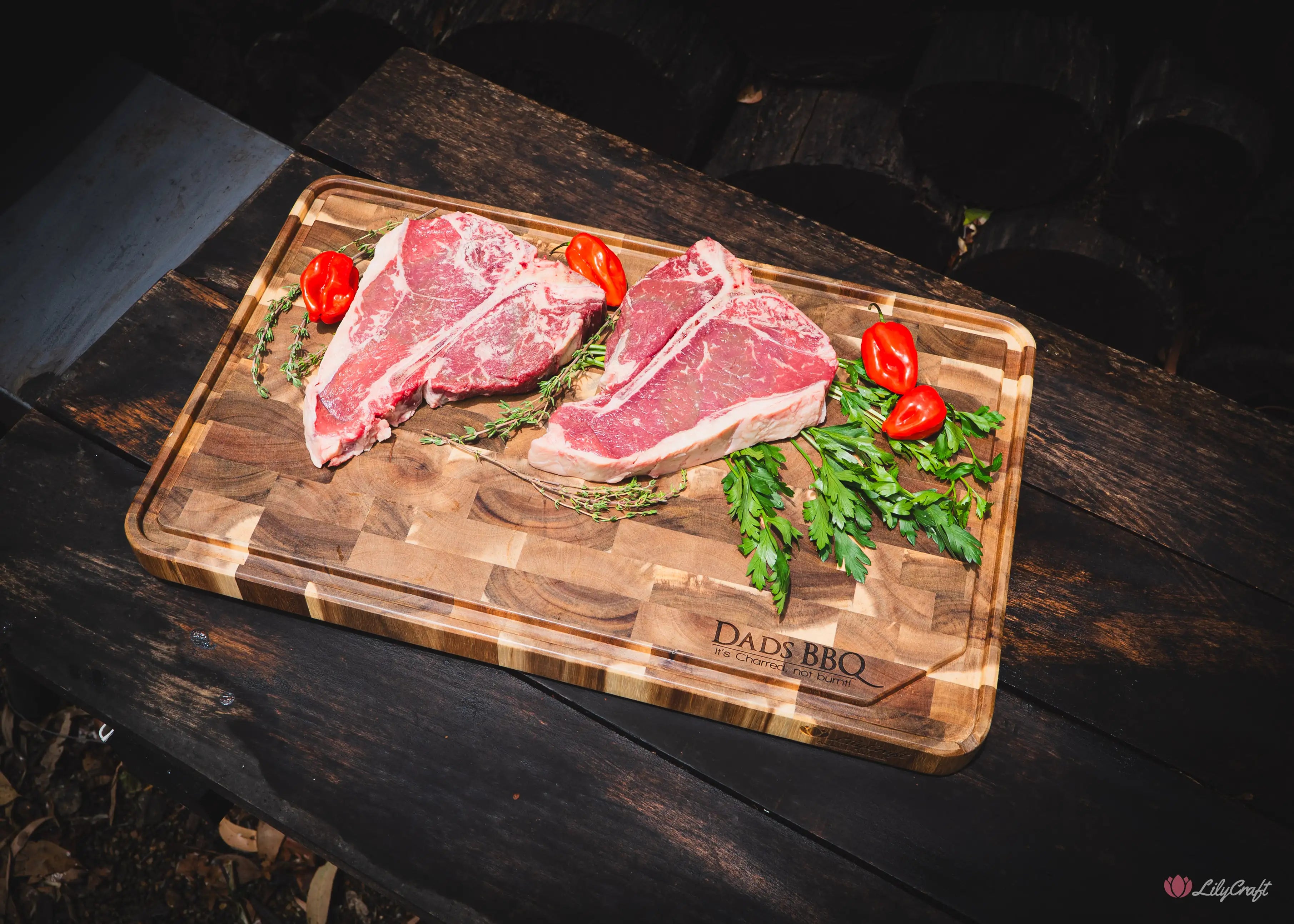 Professional 560x355mm timber carving board with juice groove