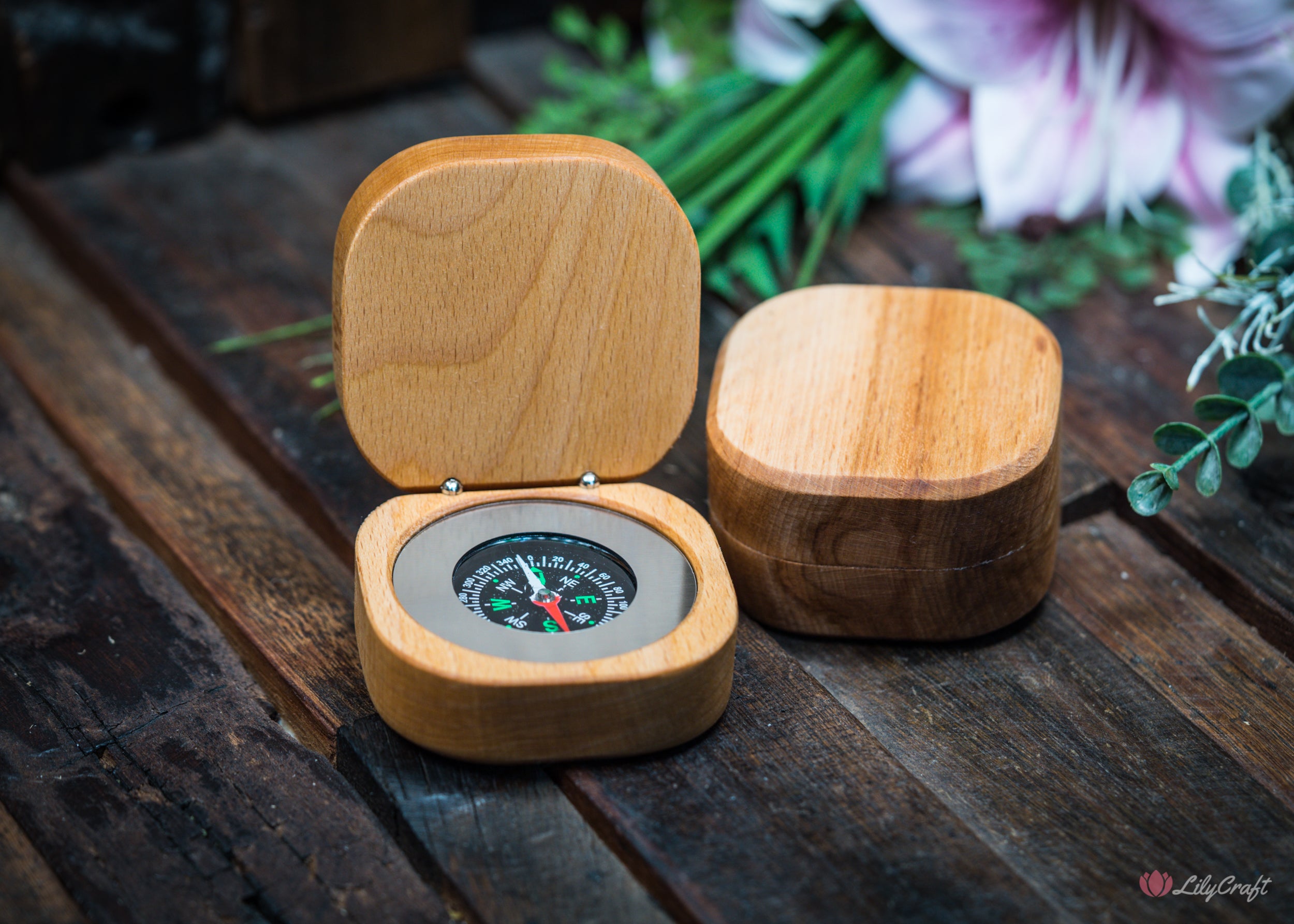 Beech wood personalised compass
