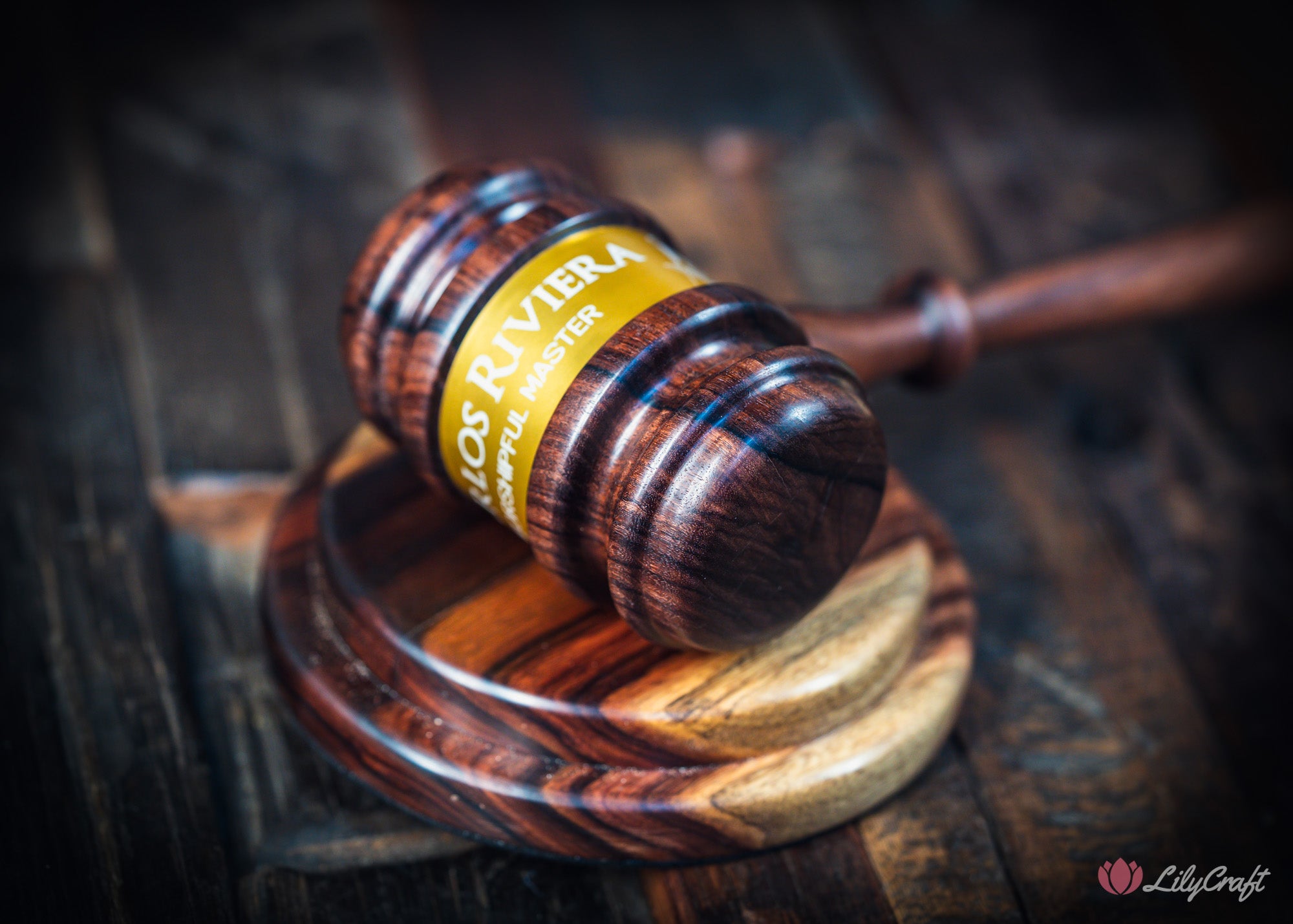 chairman gavel with engraved band