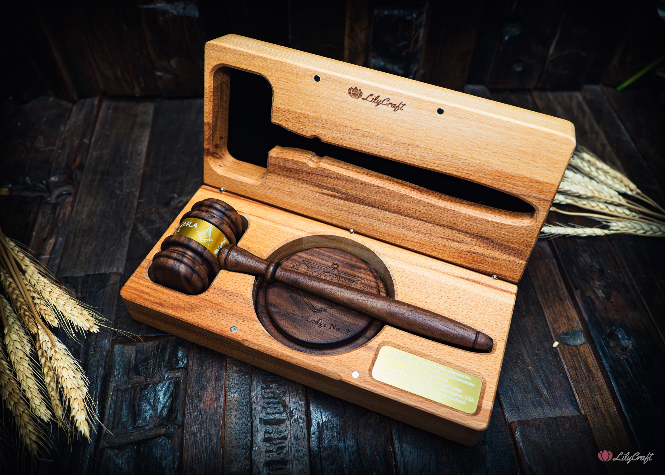 Masonic gavel with custom engraved wooden gift box