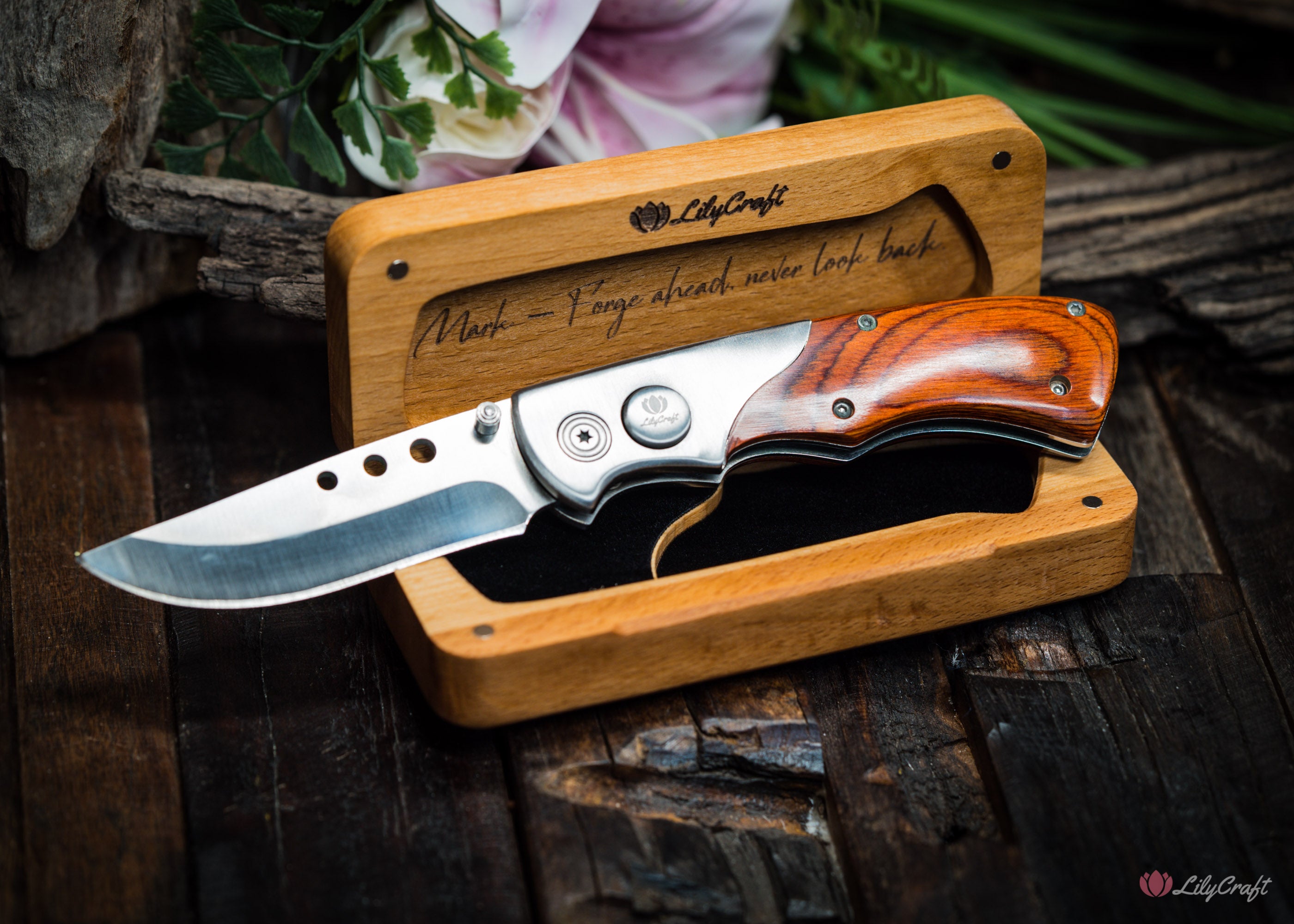 Perfect pocket knife gift for hunters, outdoorsmen, and adventurers