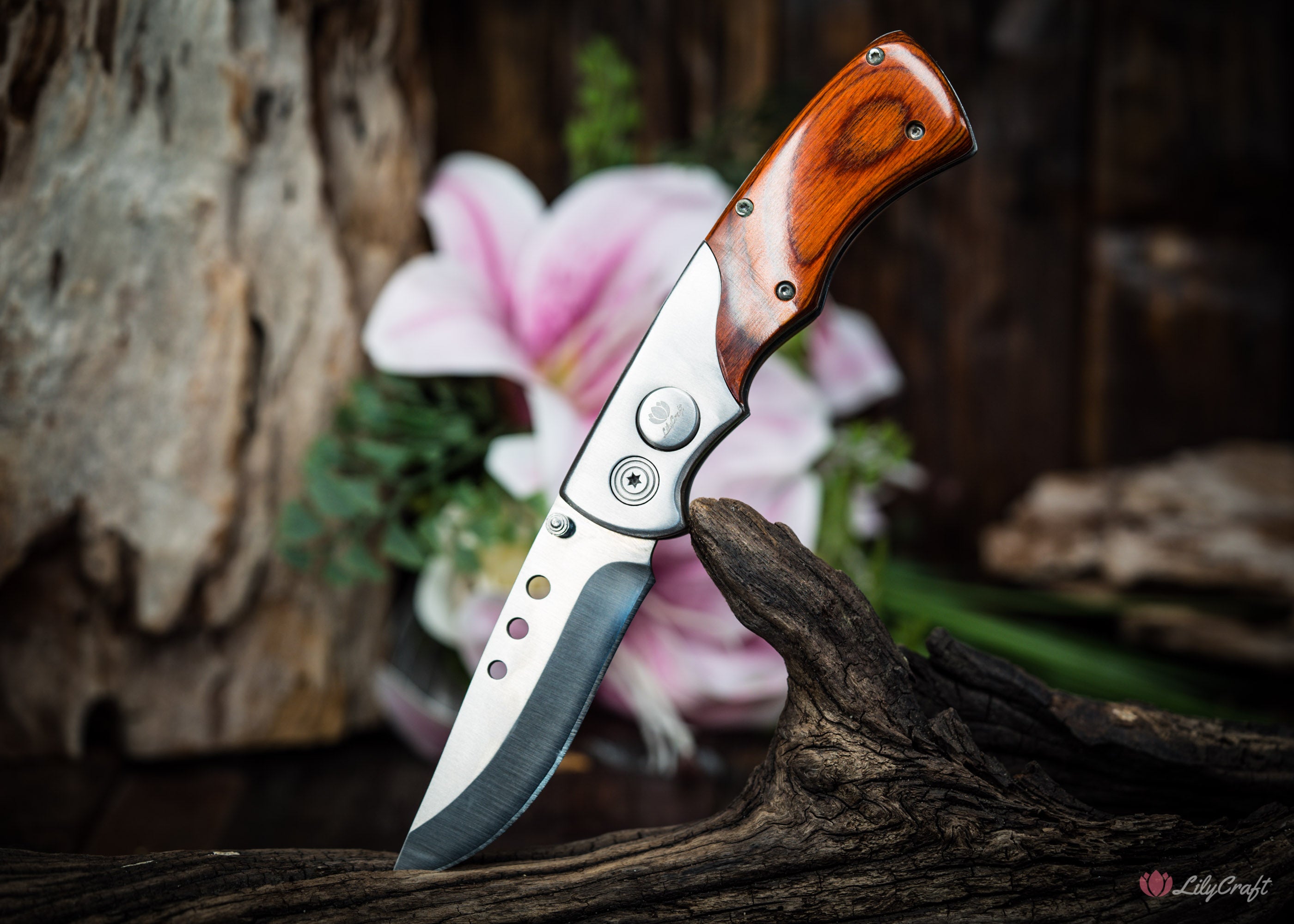 Great gift idea for dads, husbands, and groomsmen who love the outdoors.