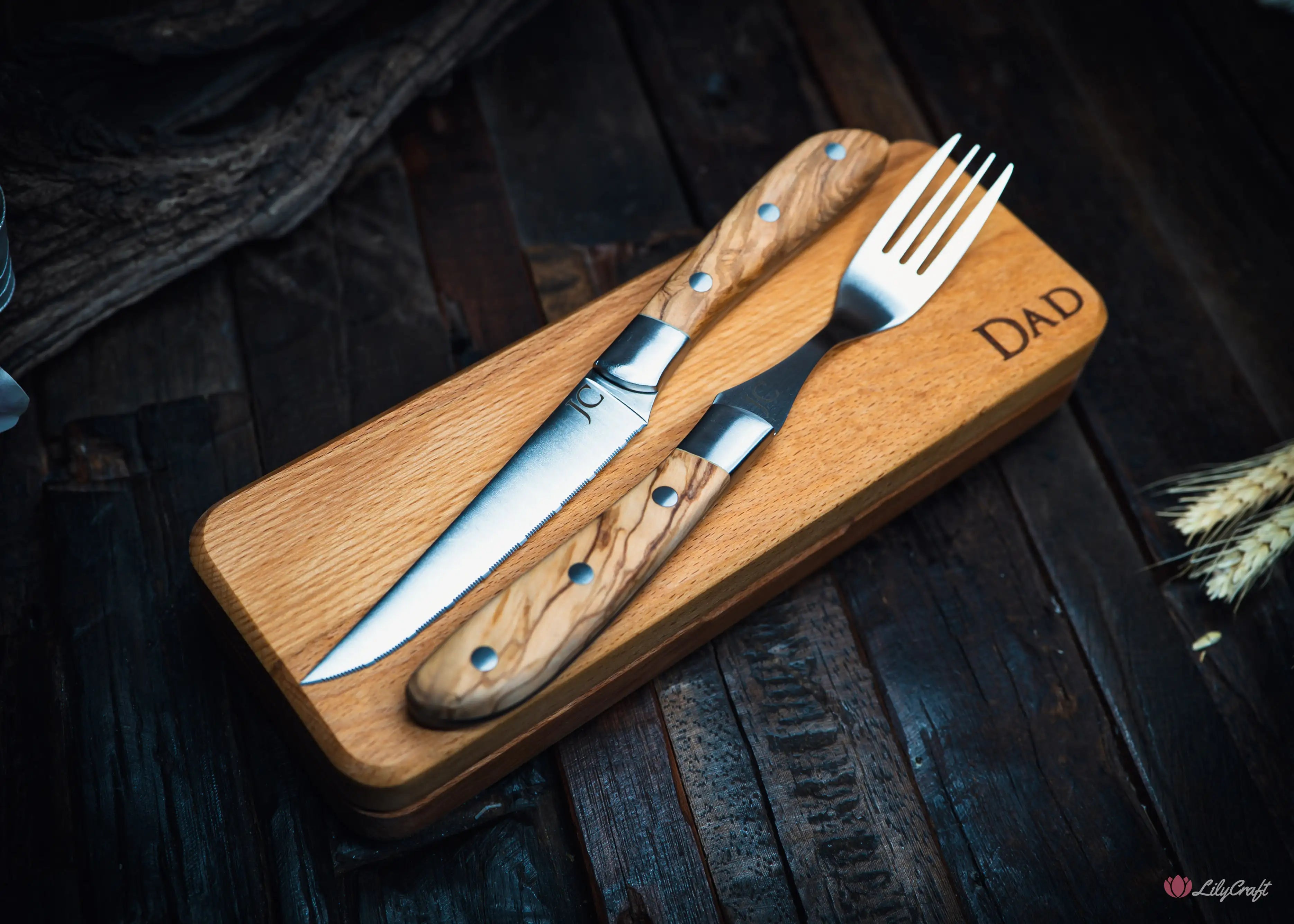 steak knife and fork gifts for men