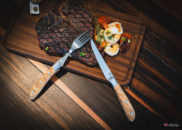 steak knife gift for him with fork