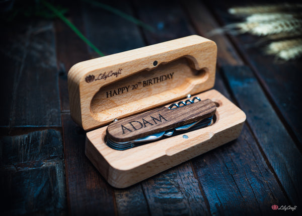 Wooden gift box with engraved message multi tool pocket knife