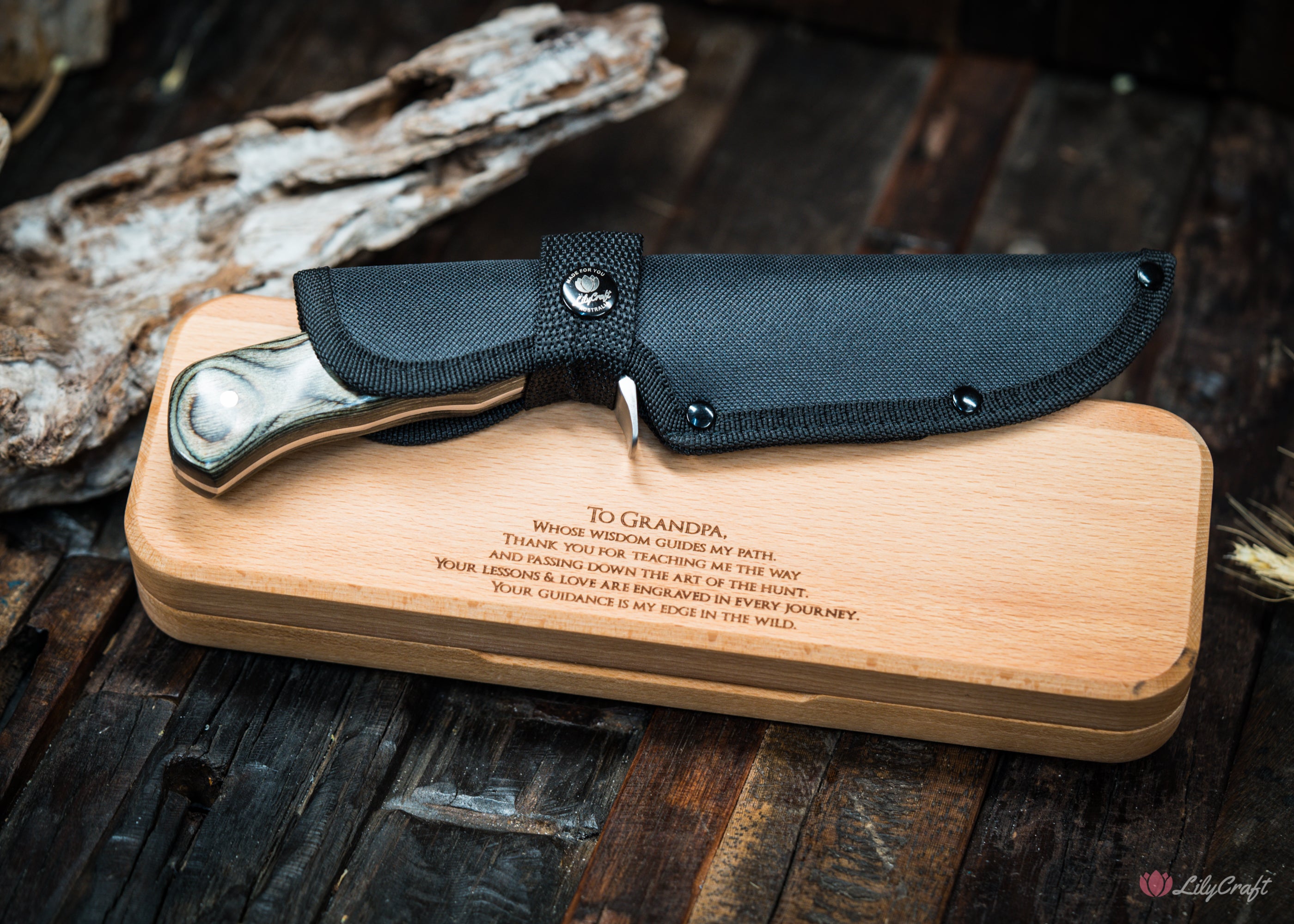 hunting knife with protective belt sheath