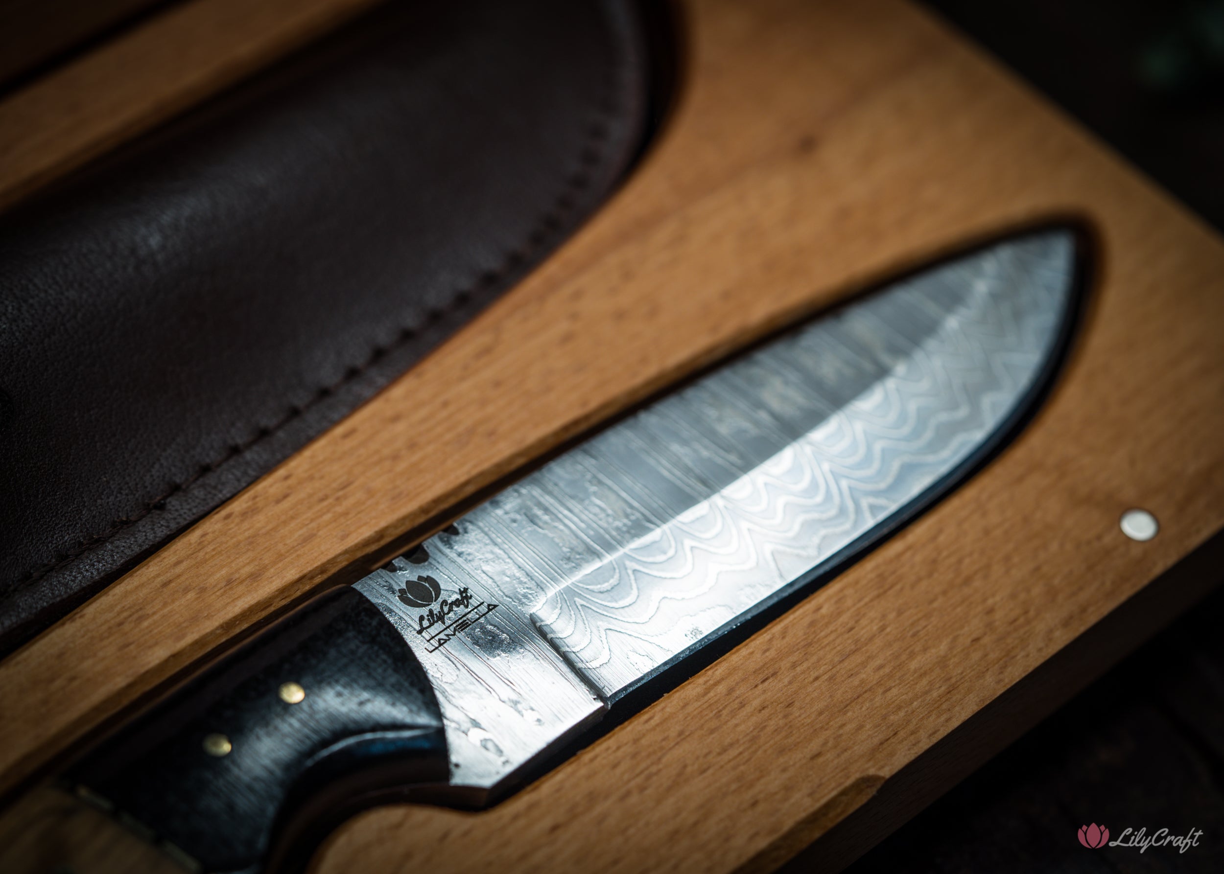 damascus hunting knife