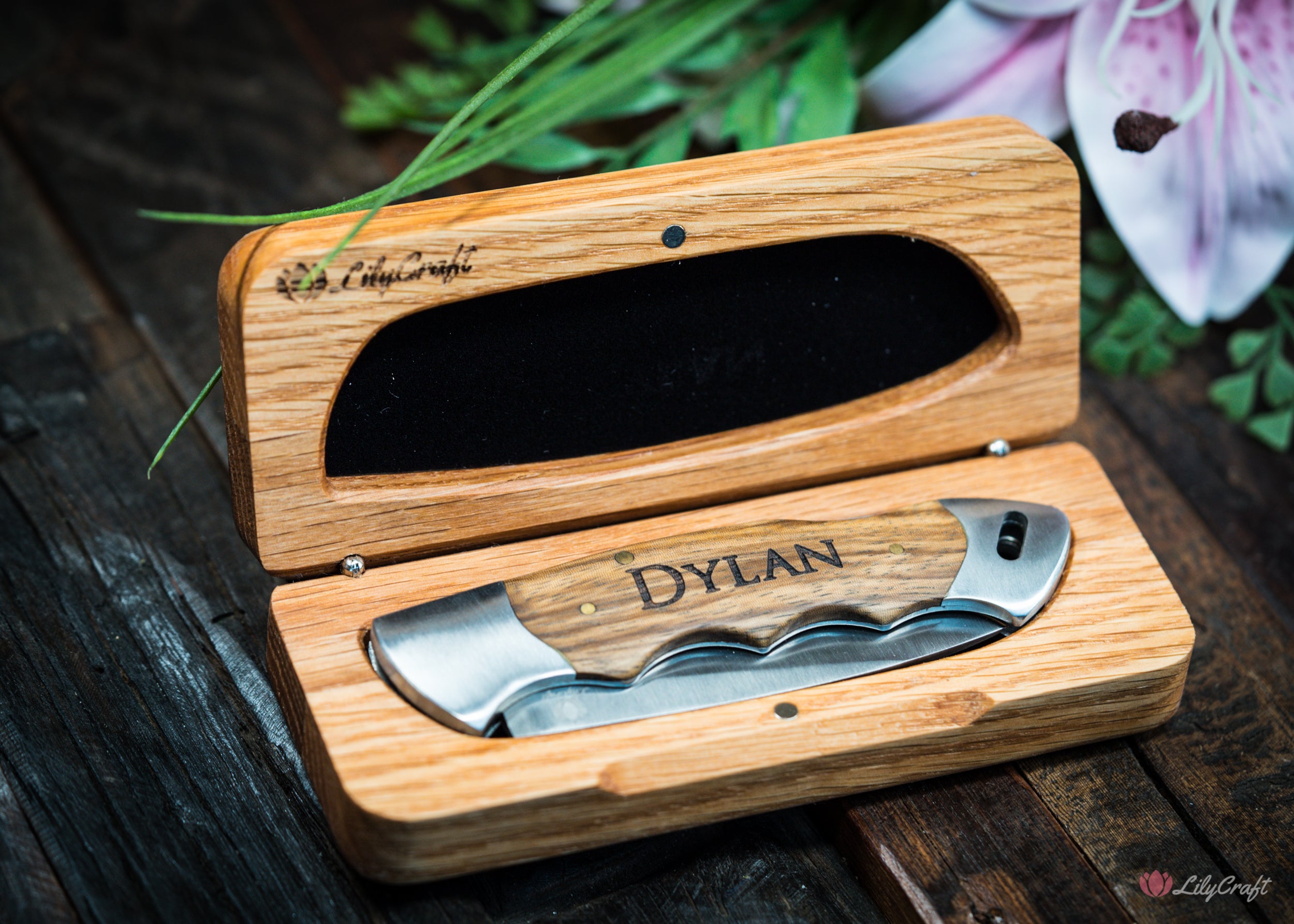 engraved pocket knife gifts for groomsmen