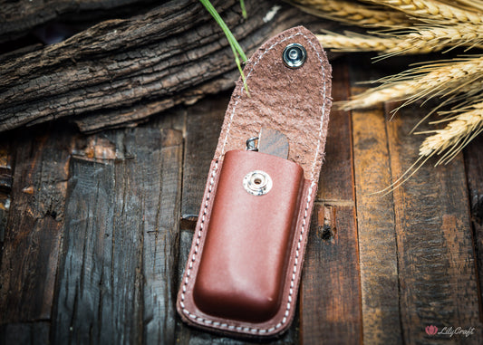 Knife pouch made from full-grain leather with belt attachment