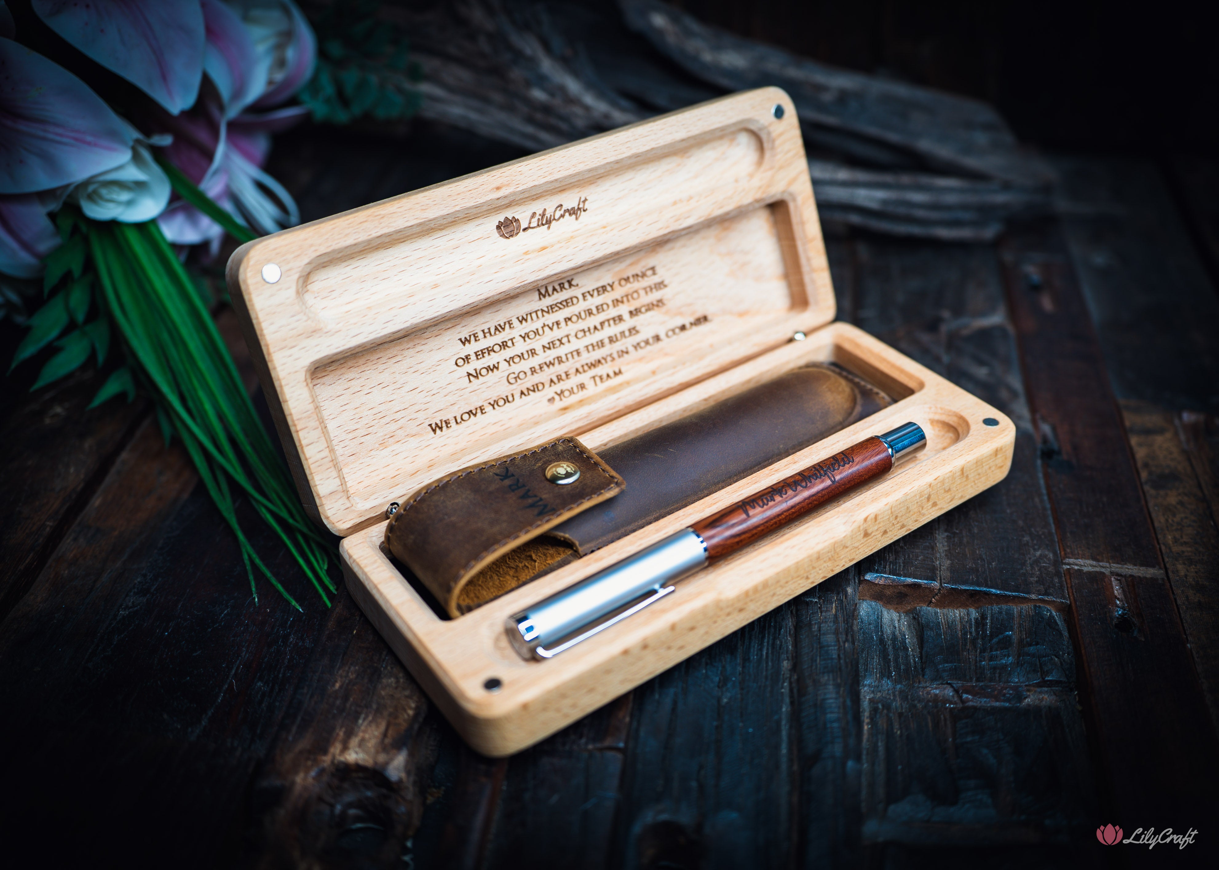 engraved pen and wooden box with pouch