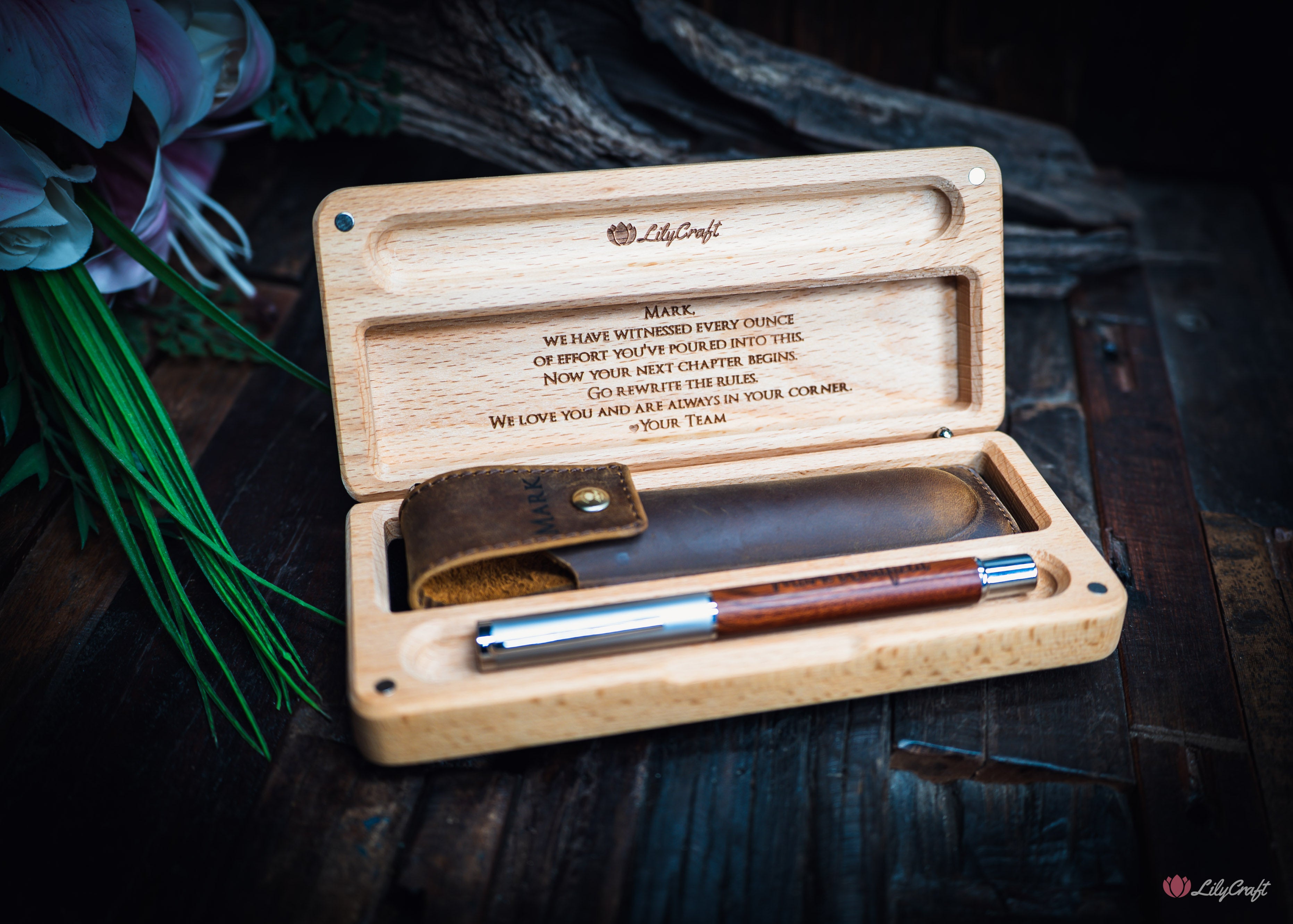 5th anniversary gift timber