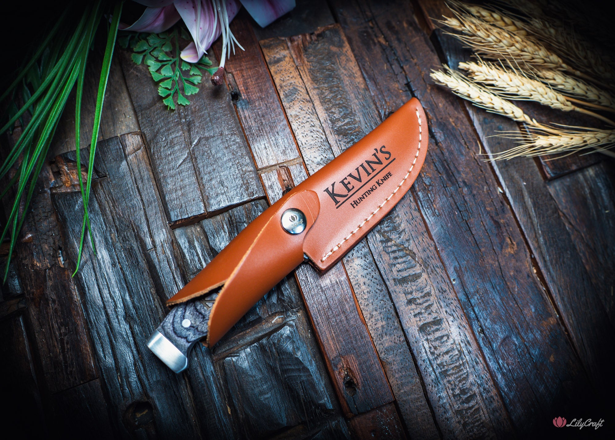 engraved stainless hunting knife for field dressing