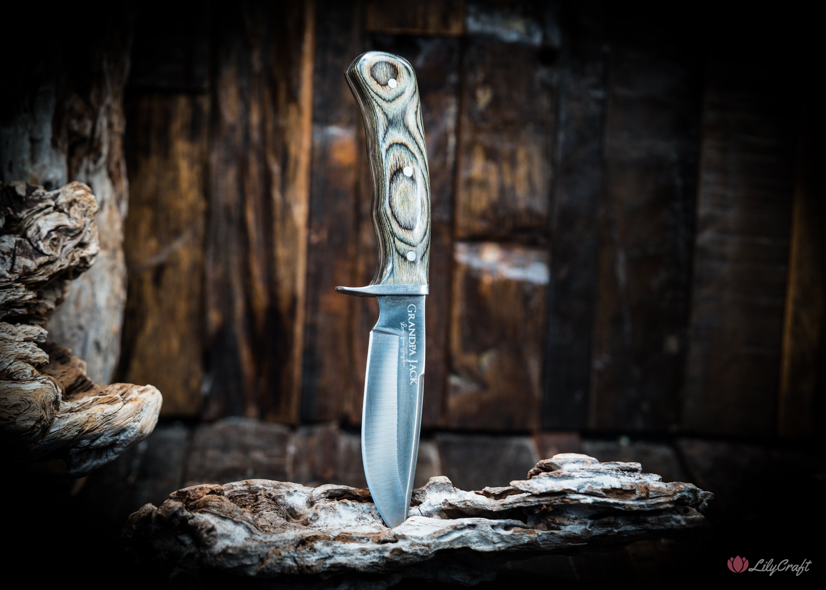 personalized hunting knife with wooden handle