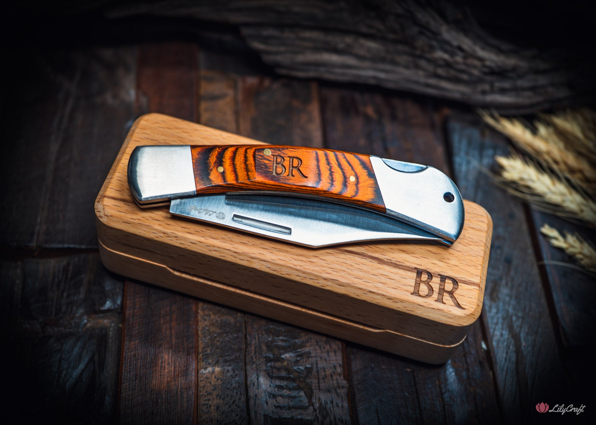 engraved knife in wooden box gift for boyfriend