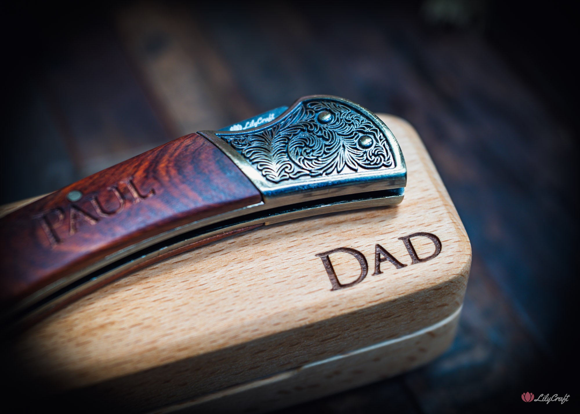 engraved pocket knife gift set in timber box