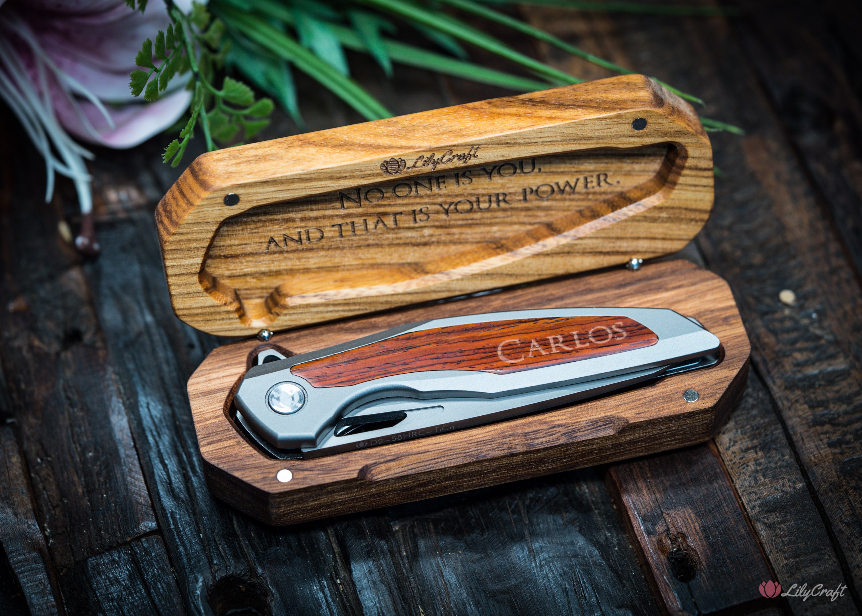 flip pocket knife with wooden gift box personalised